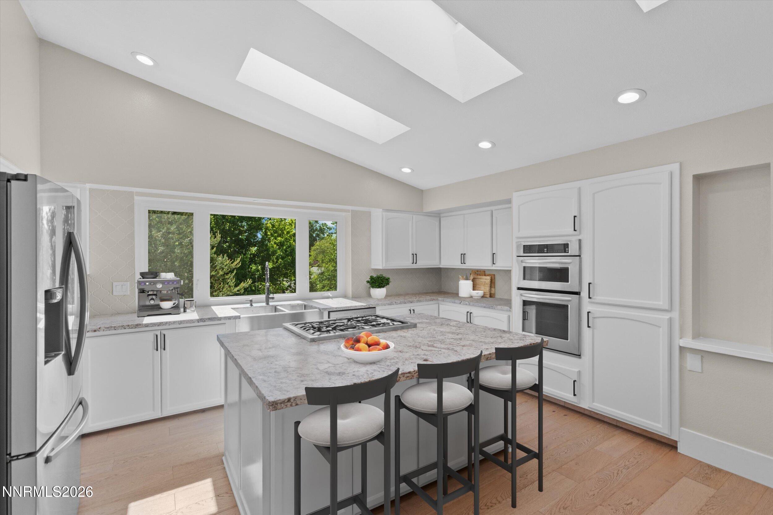2725 W Lake Ridge Shores Court