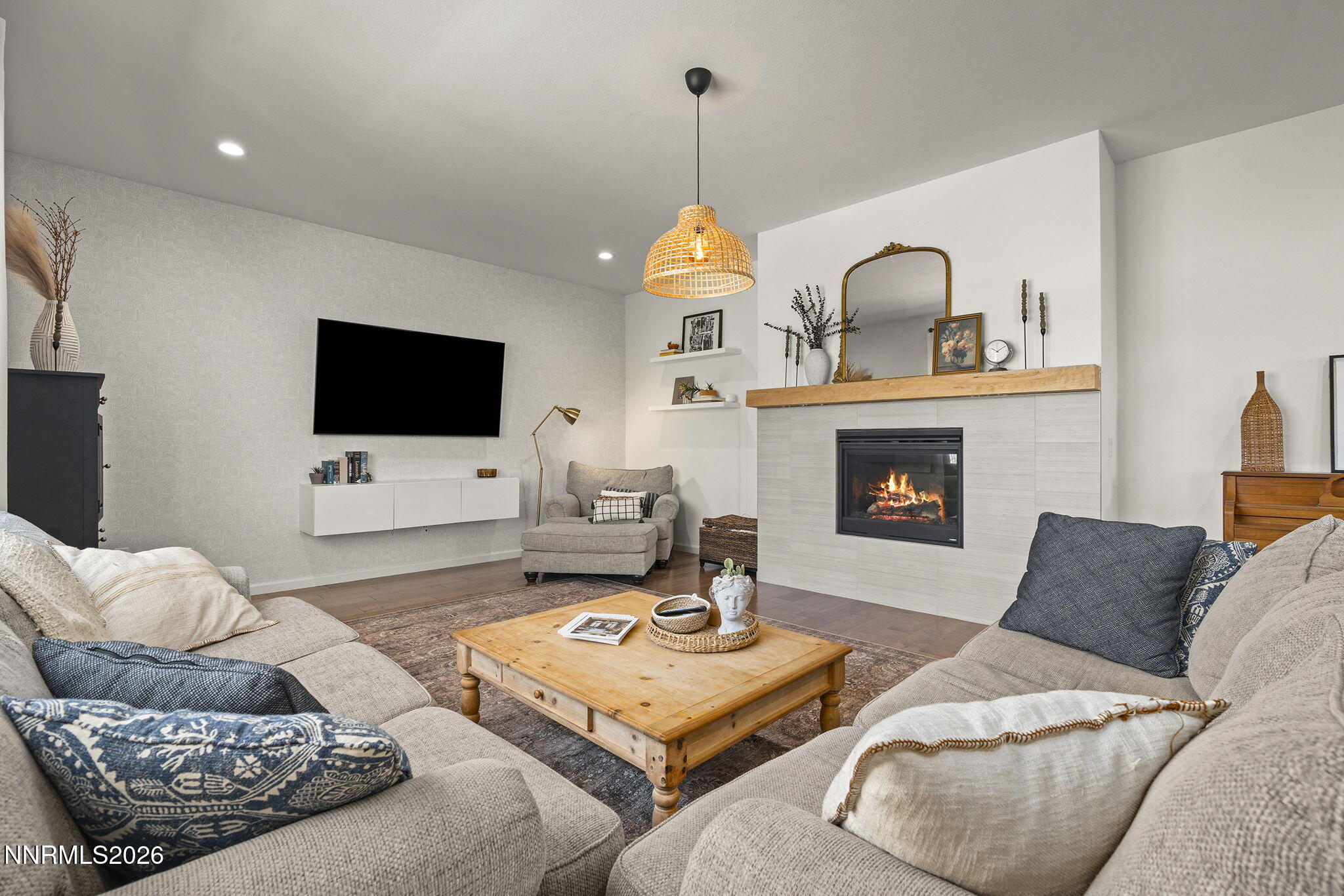 3015 Silverberry Lane