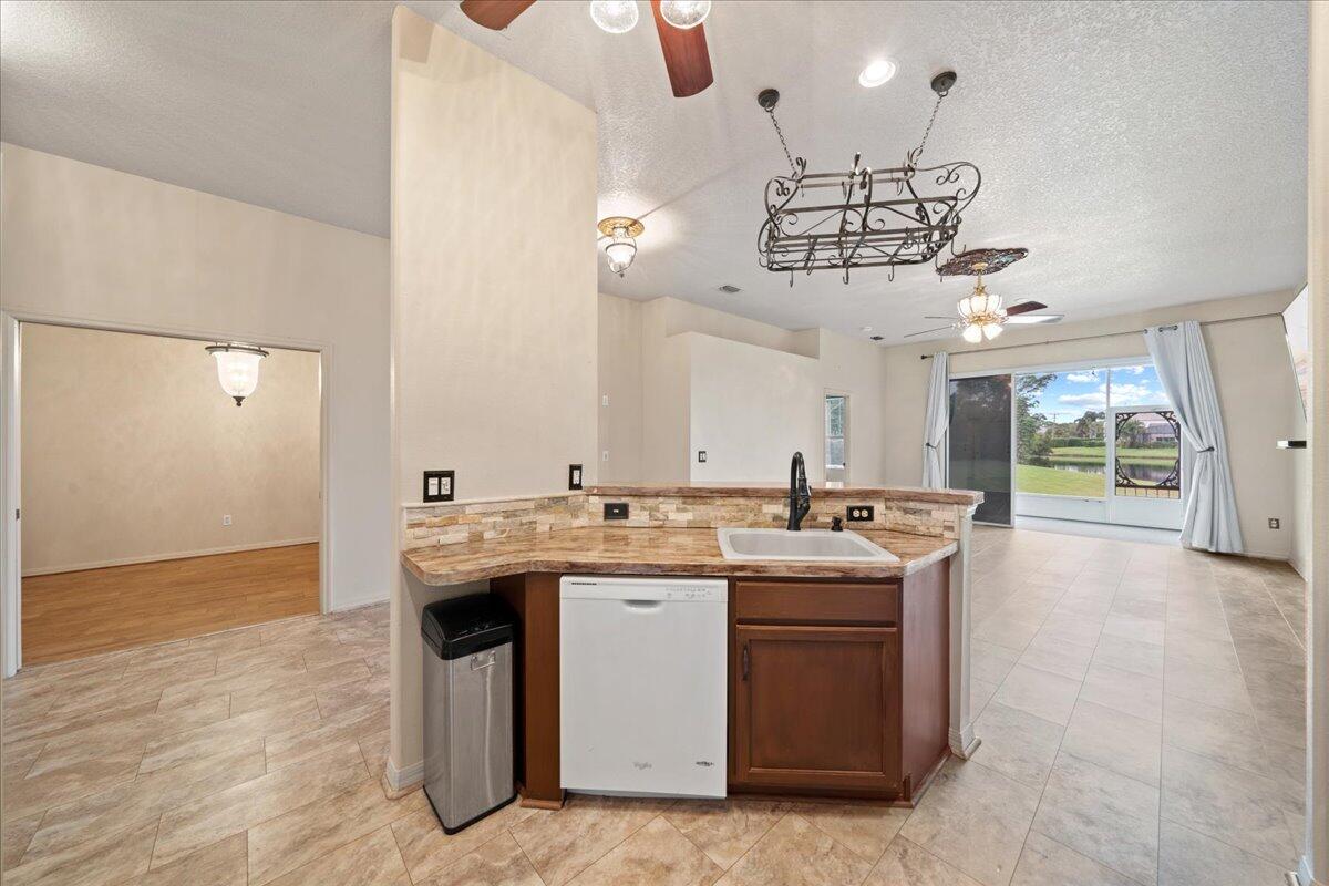 7442 Spyglass Hill Road