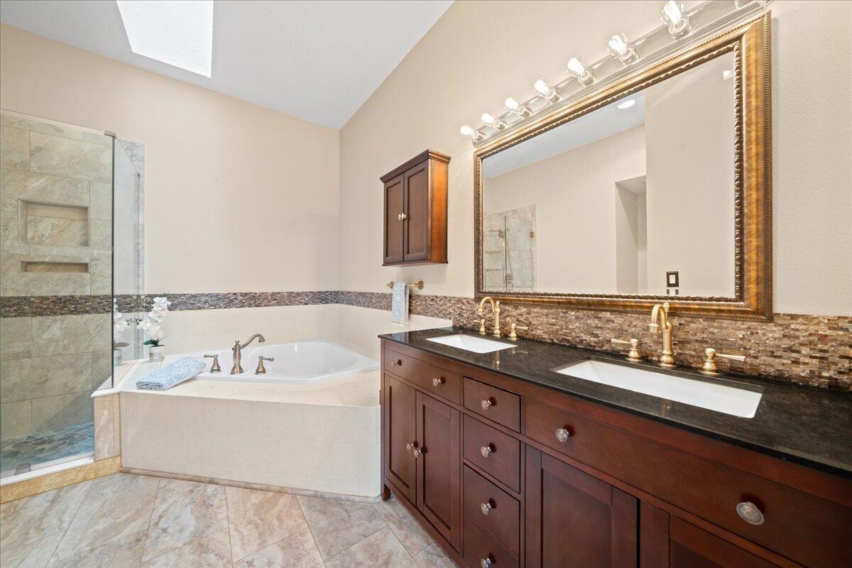 7442 Spyglass Hill Road