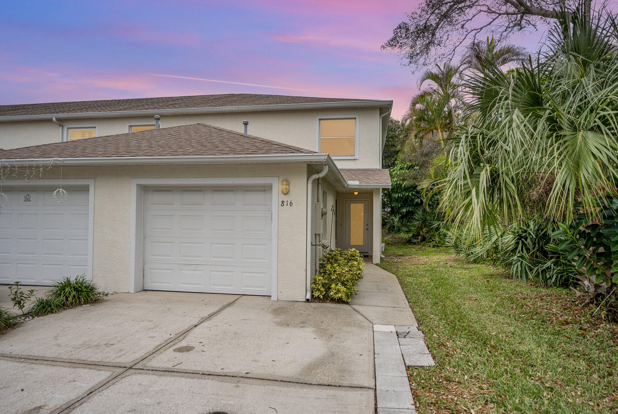 816 Mimosa Place