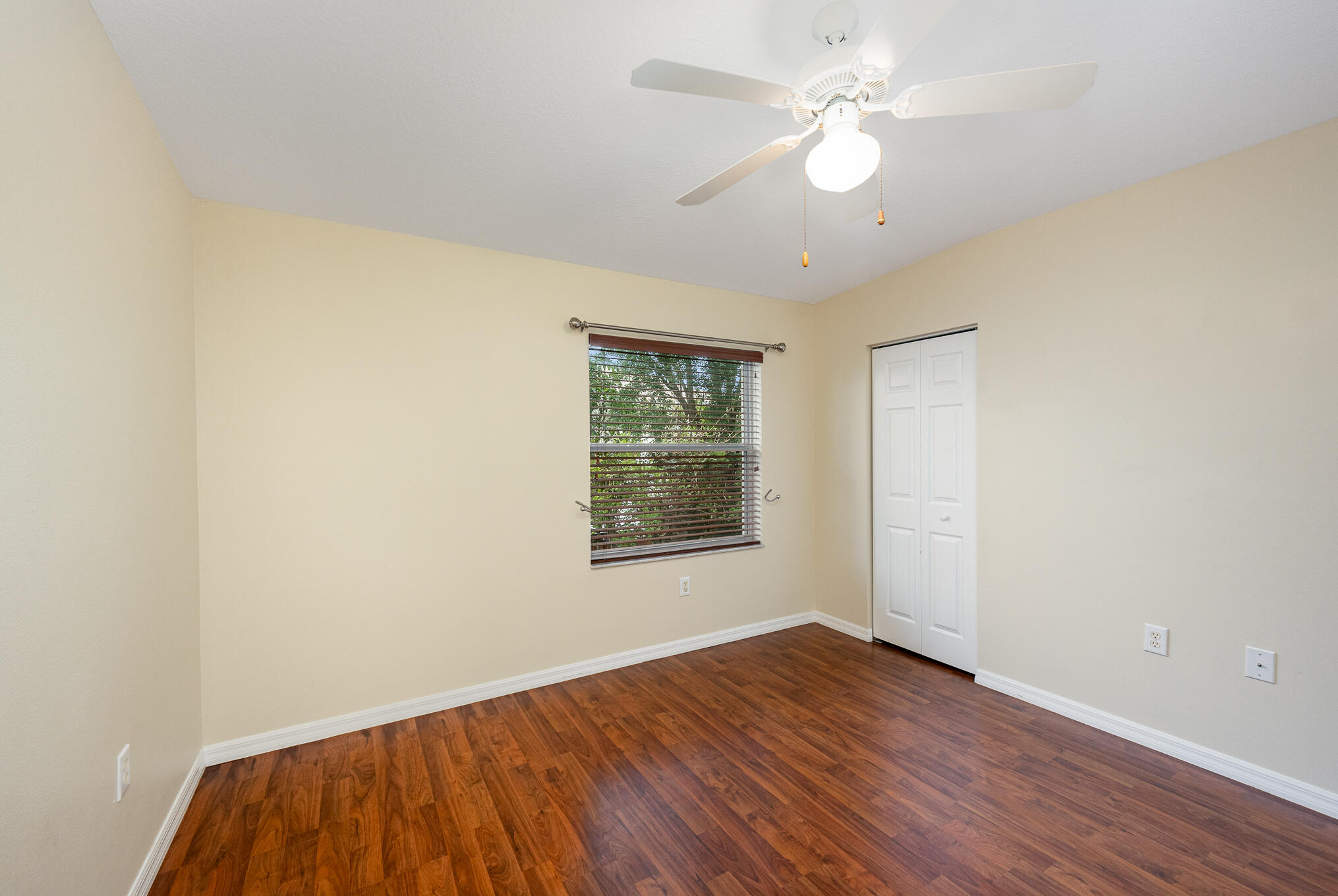 816 Mimosa Place