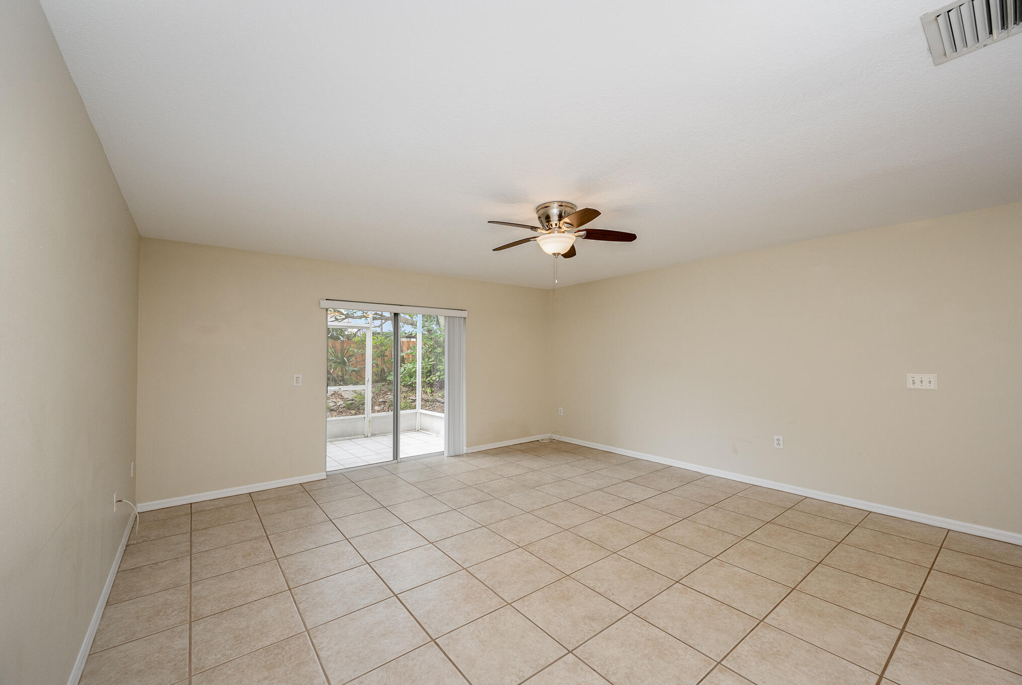 816 Mimosa Place
