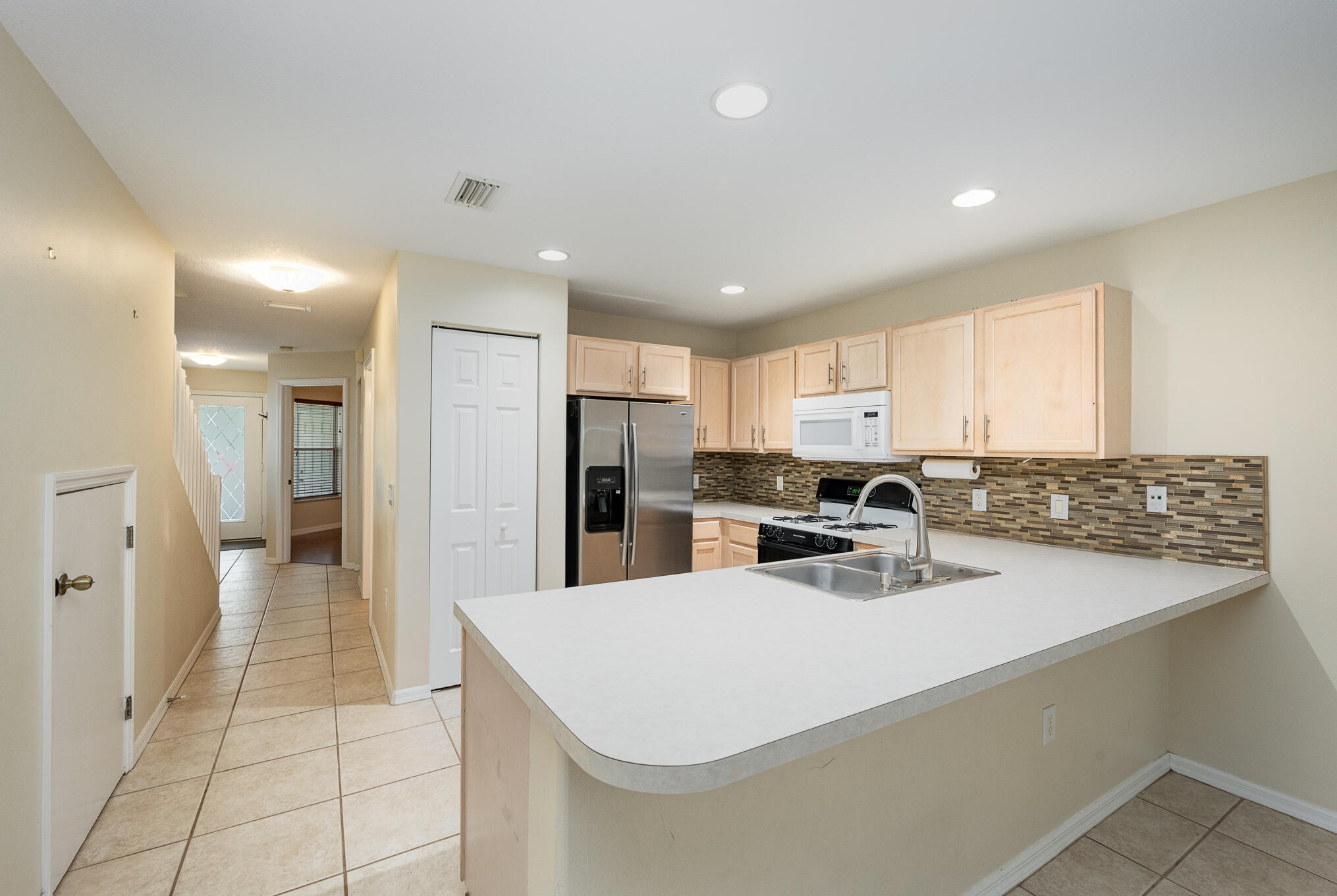 816 Mimosa Place