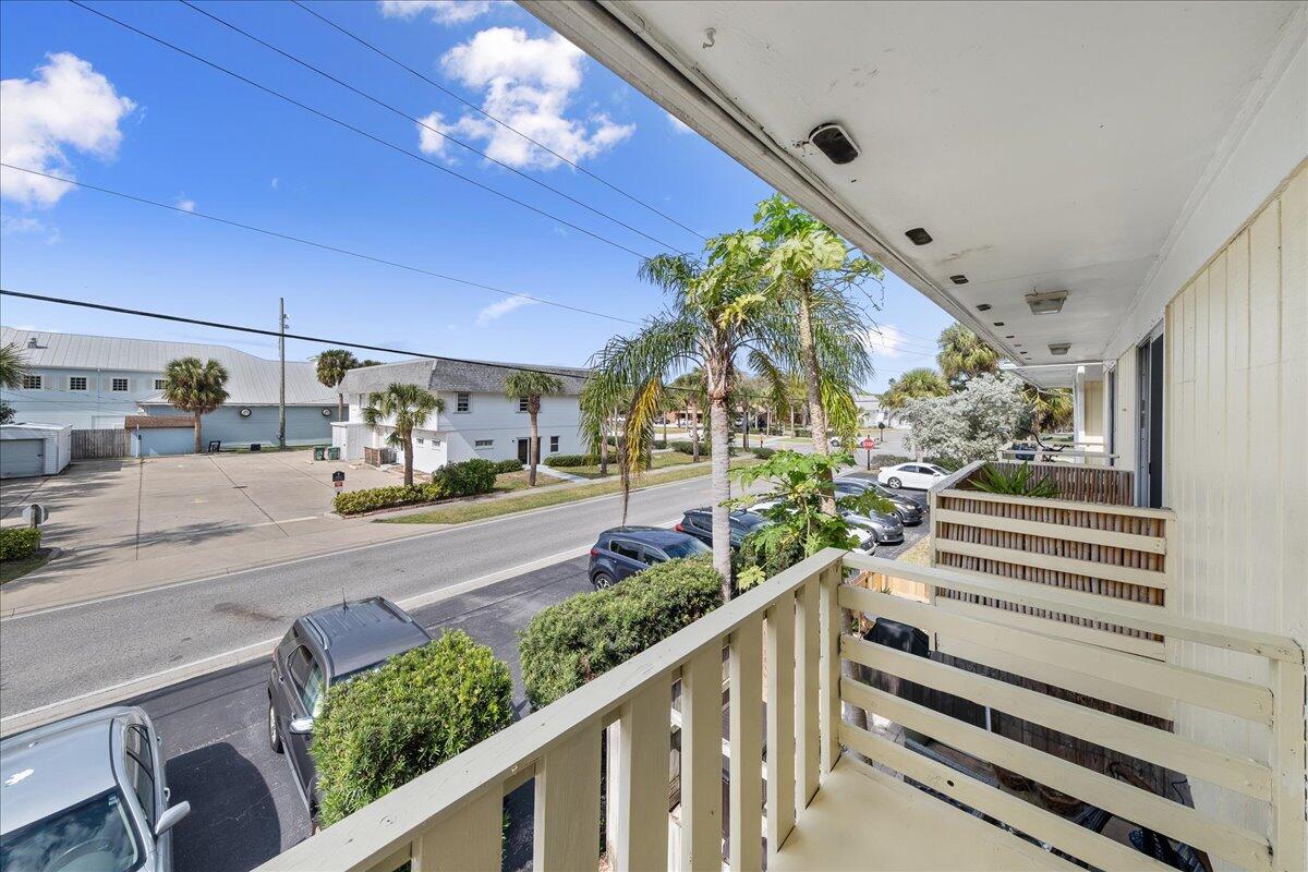 419 Ocean Avenue, 204