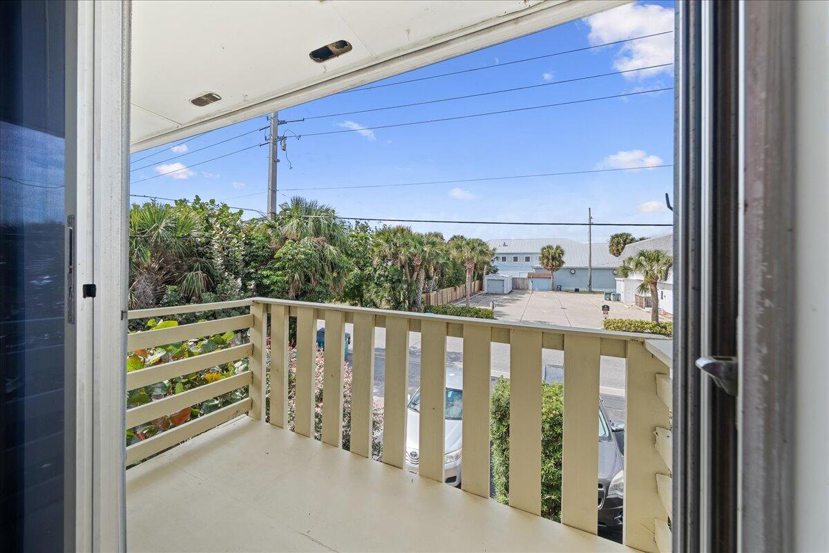 419 Ocean Avenue, 204