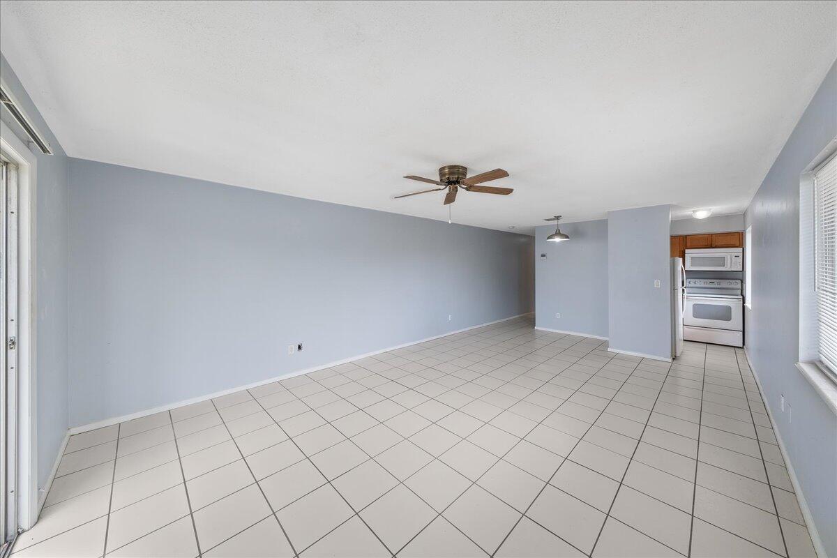 419 Ocean Avenue, 204