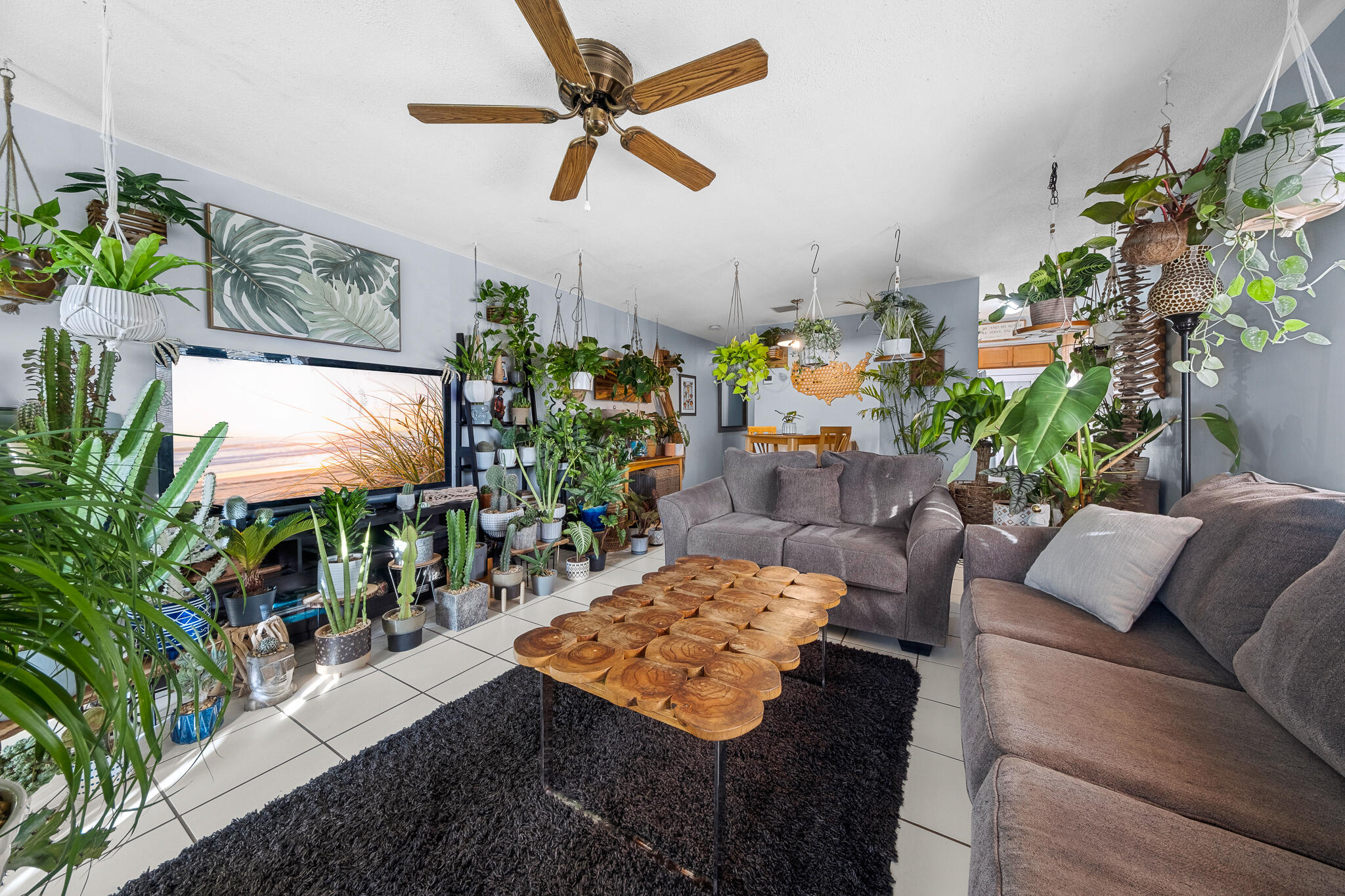 419 Ocean Avenue, 204