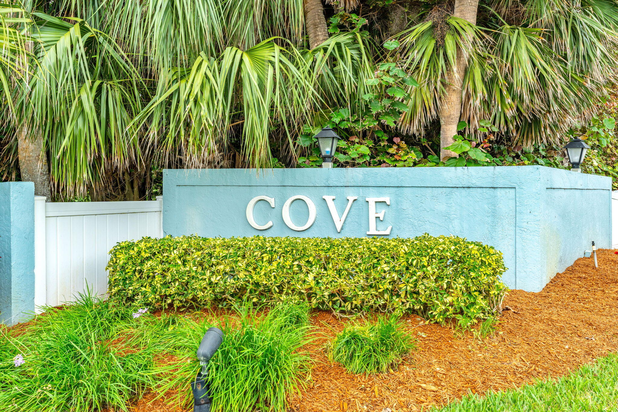 40 Cove Road, 40-H