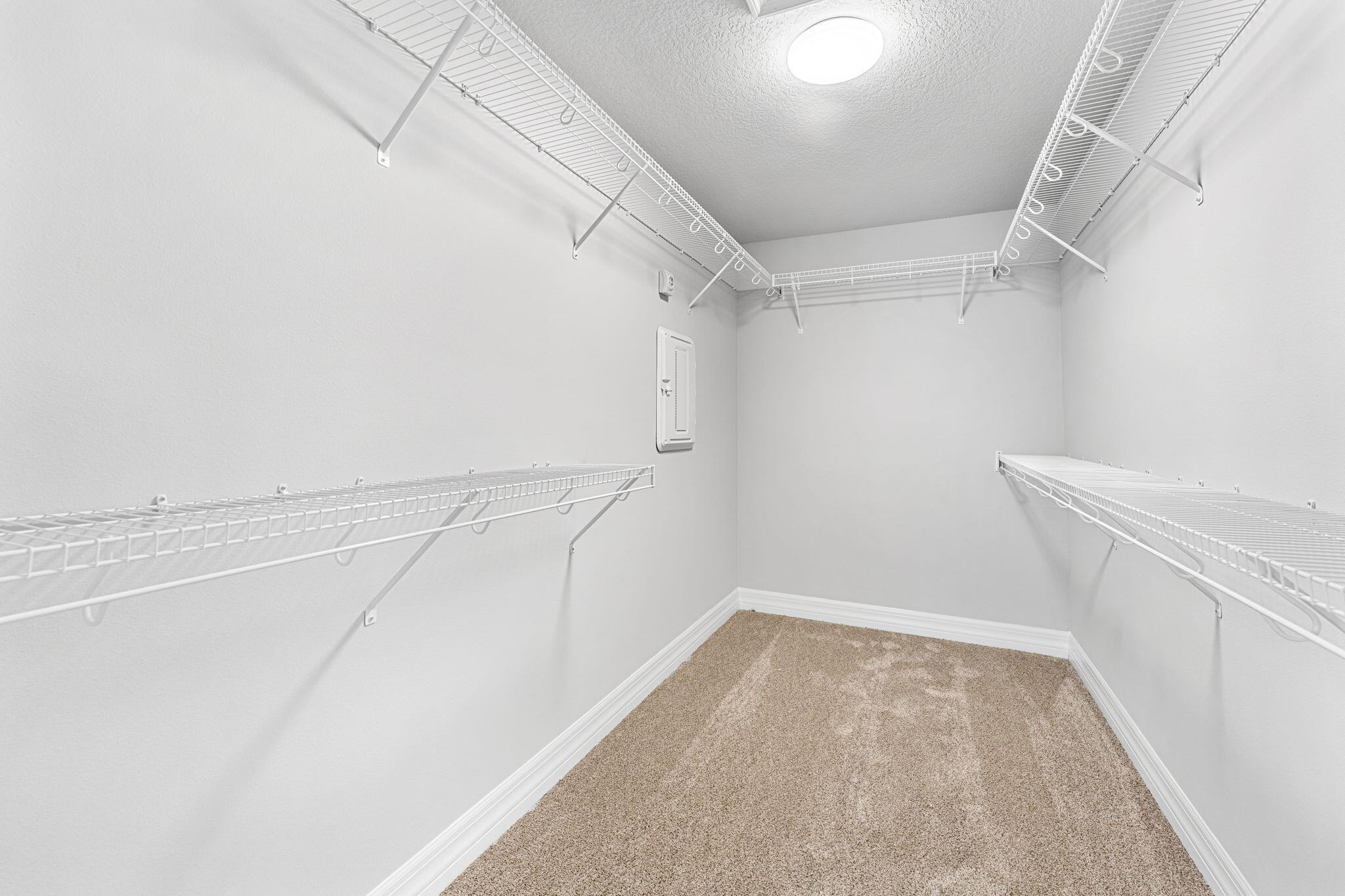 734 Hainey Street SW