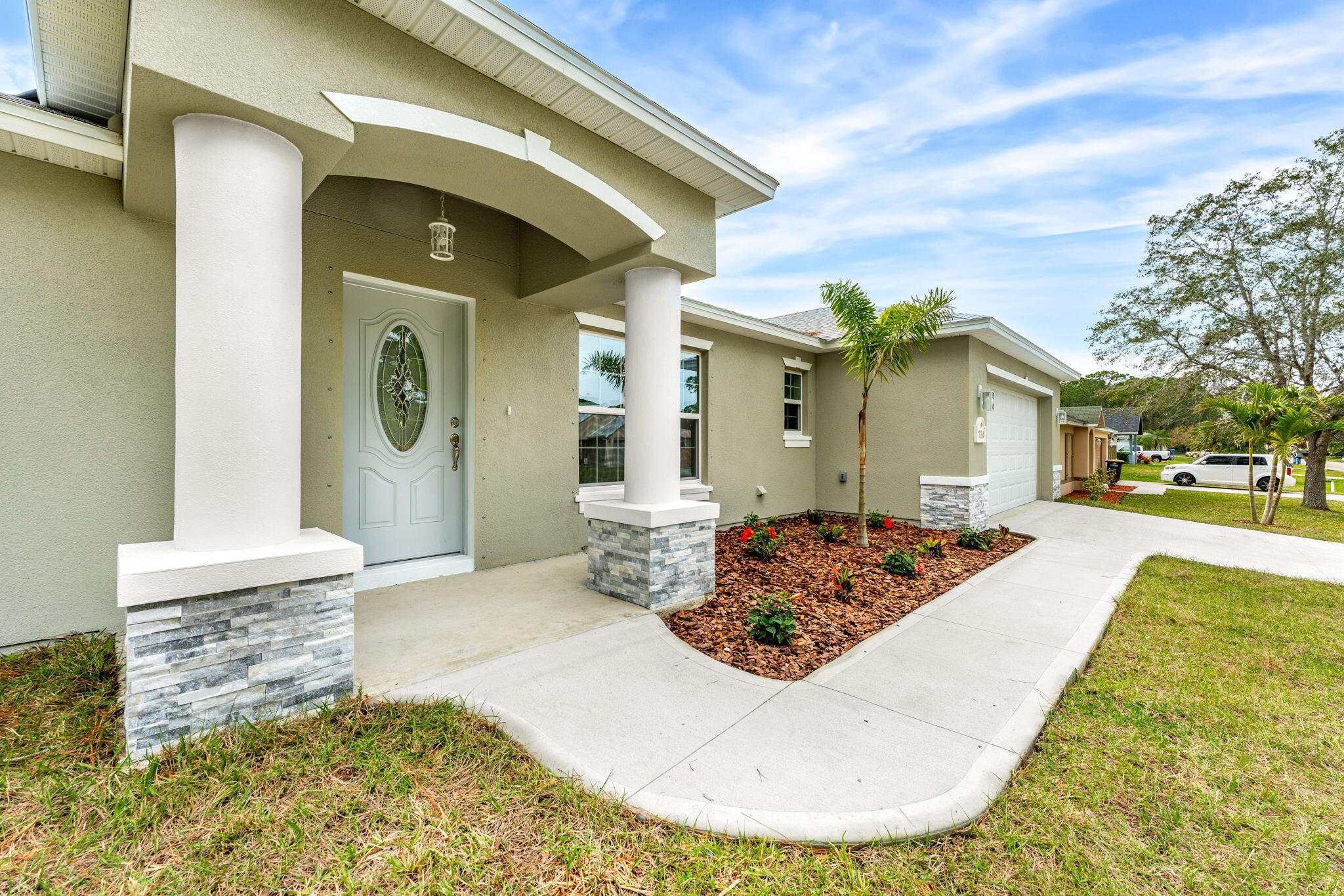 734 Hainey Street SW