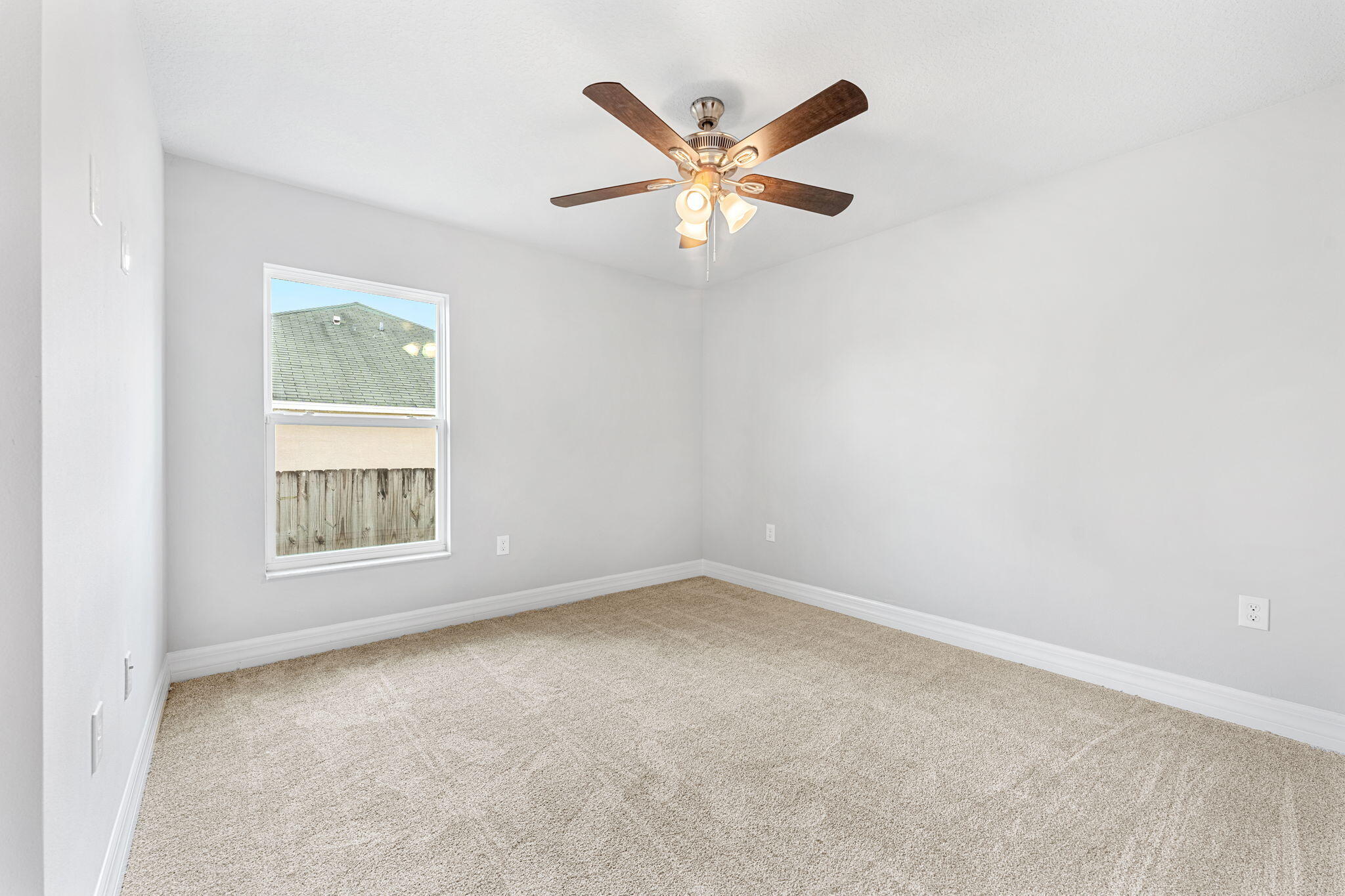 734 Hainey Street SW