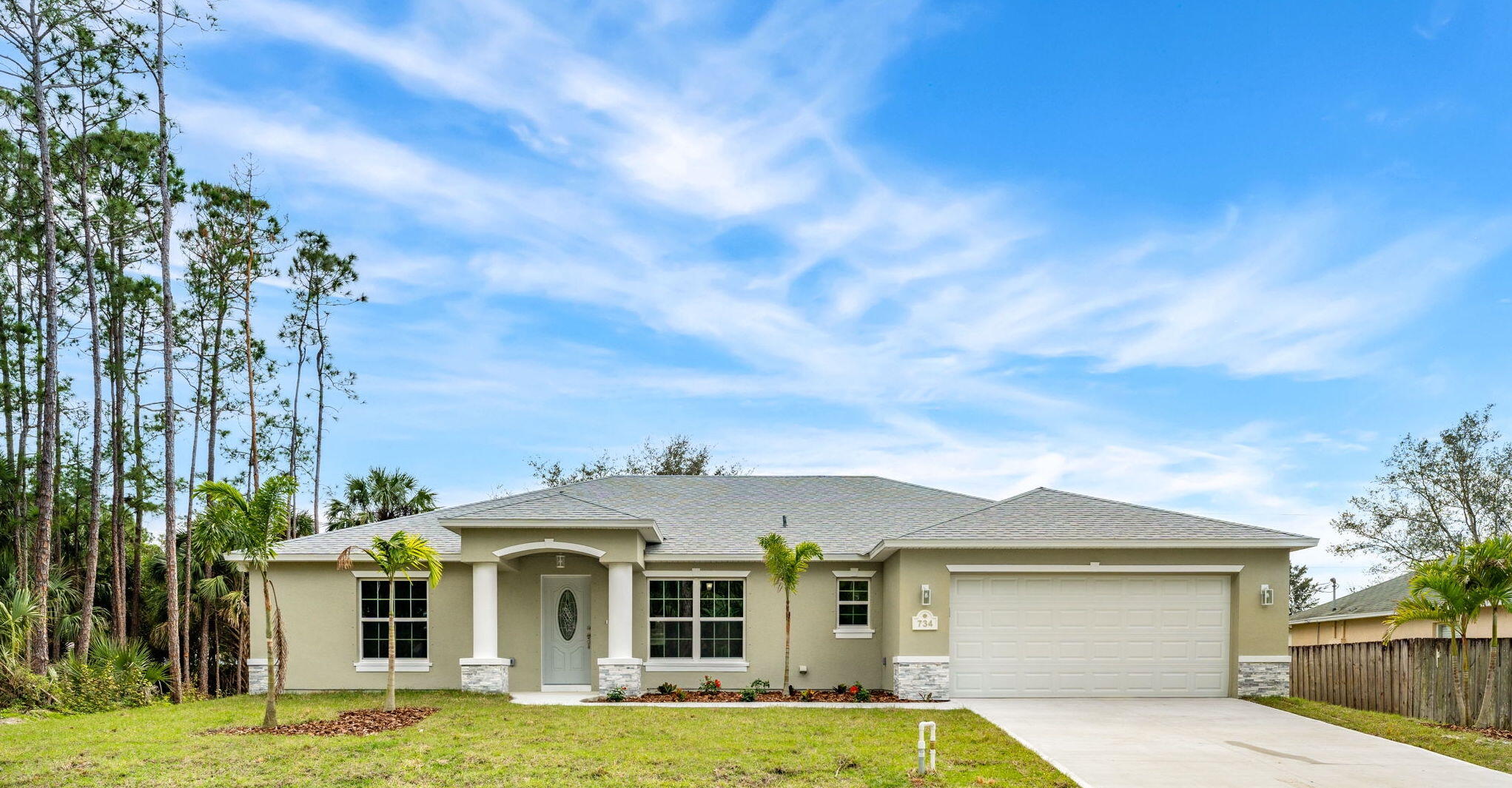 734 Hainey Street SW