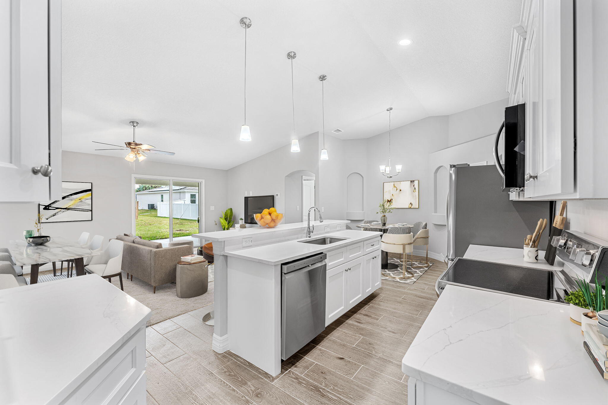 734 Hainey Street SW