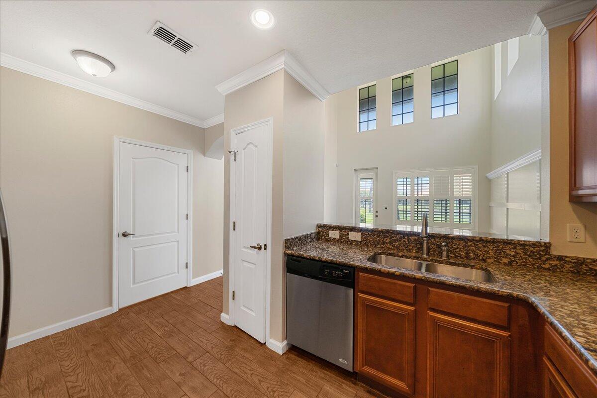 700 Ventura Drive