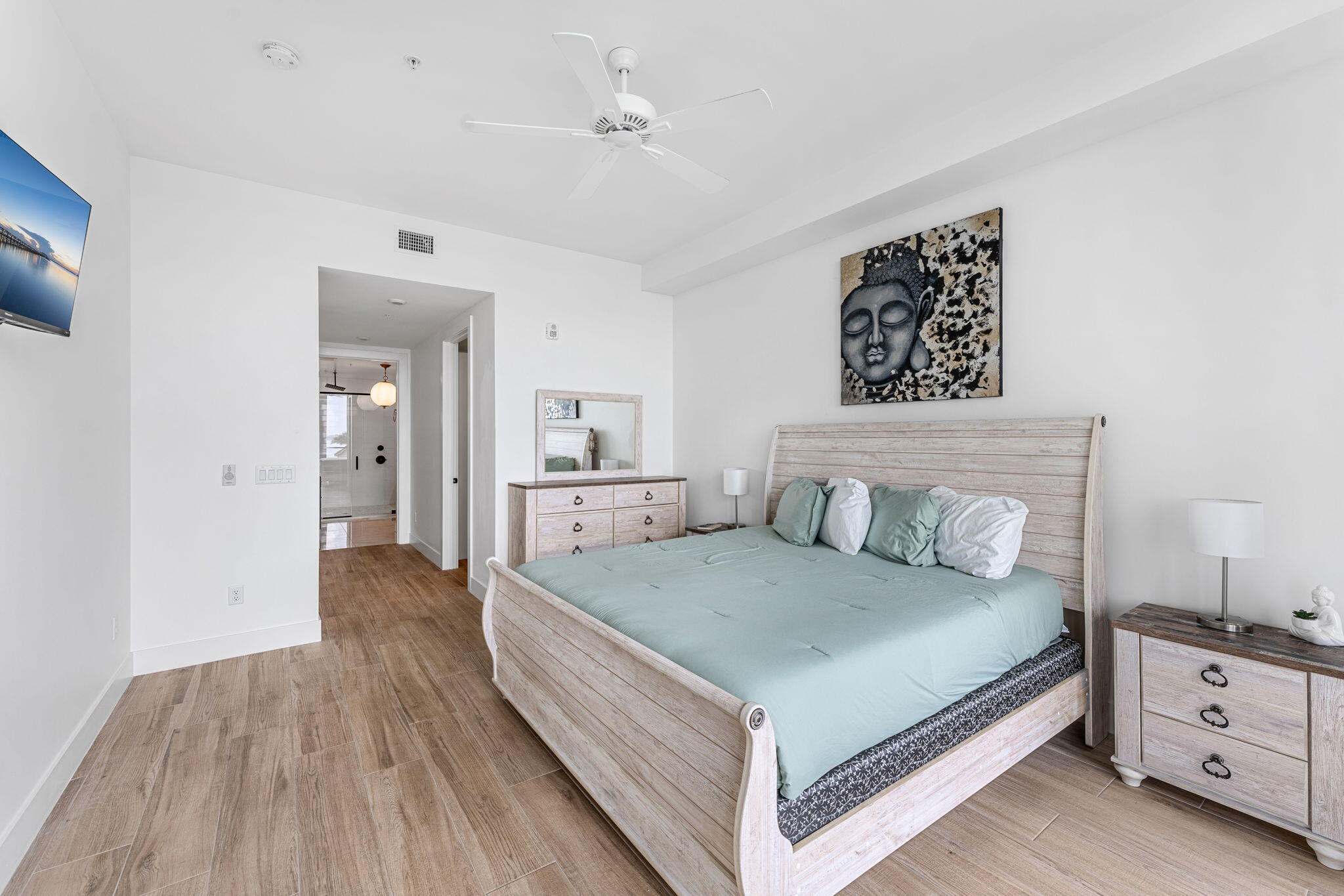 205 Strand Drive, 302