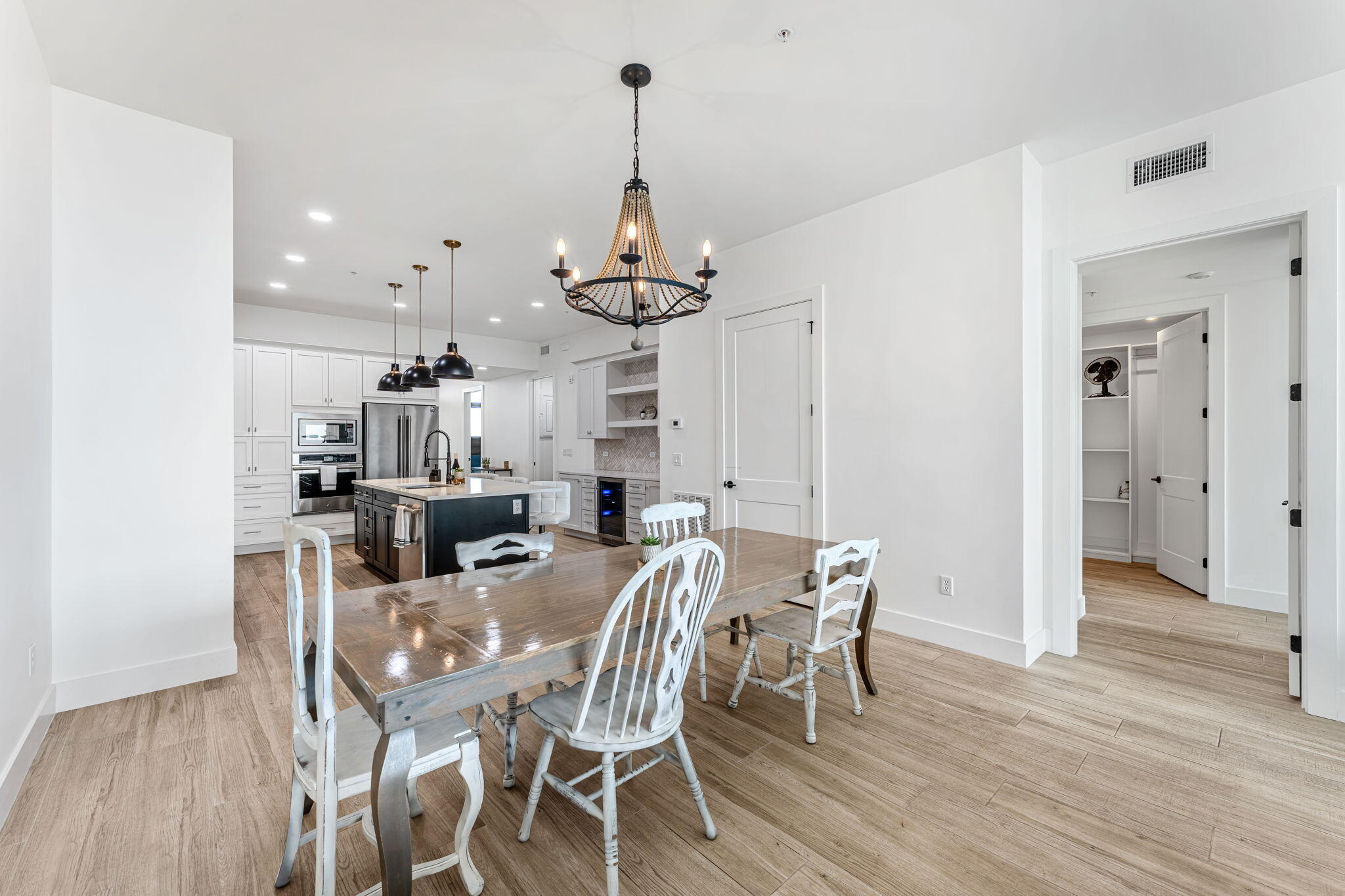 205 Strand Drive, 302