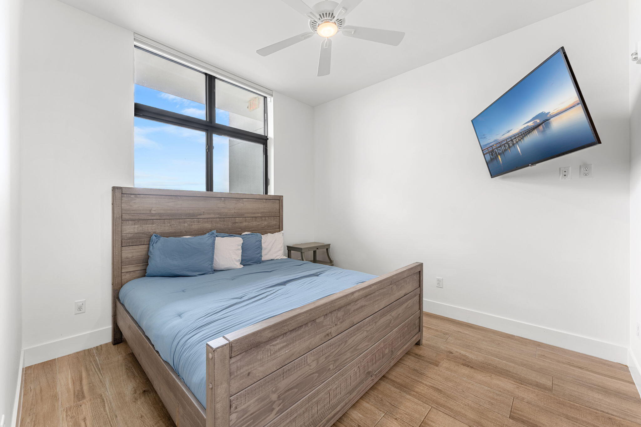 205 Strand Drive, 302