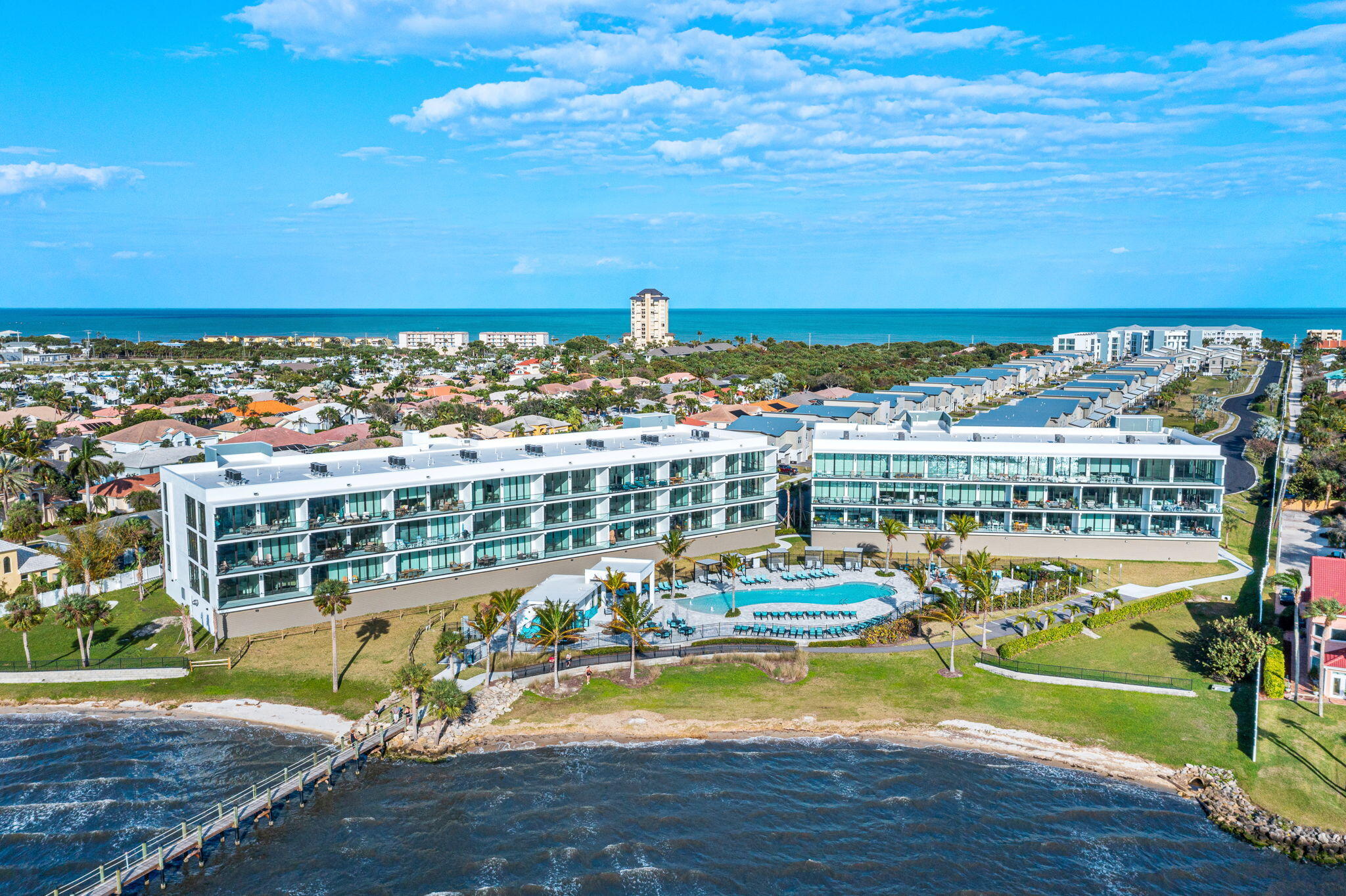 205 Strand Drive, 302