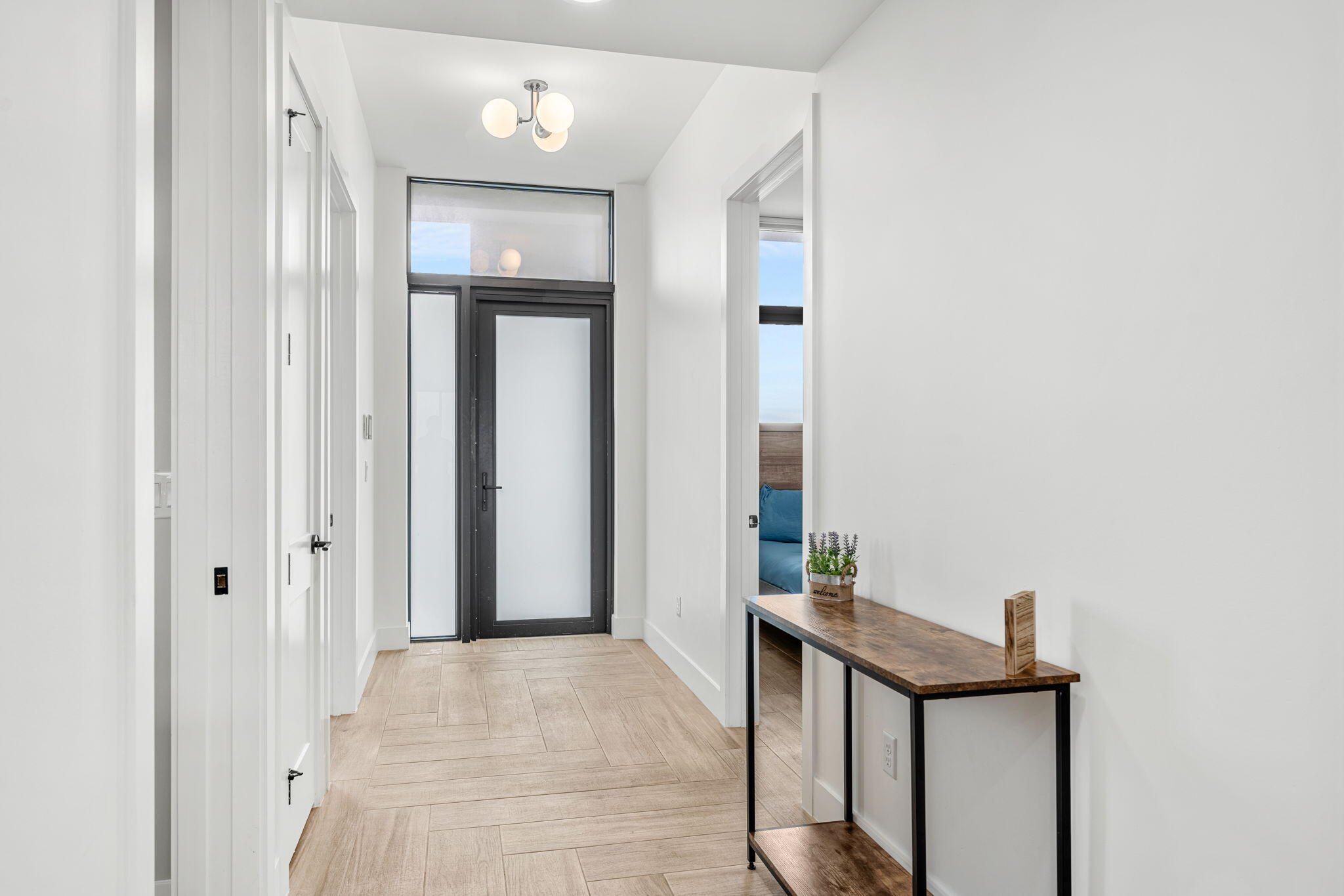 205 Strand Drive, 302