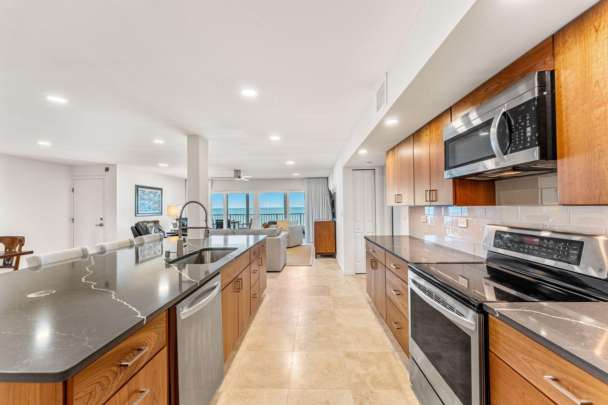 2101 Atlantic Street, 534