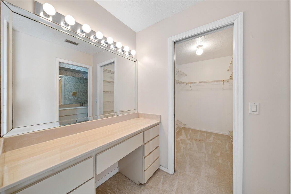 595 Bella Vista Corte