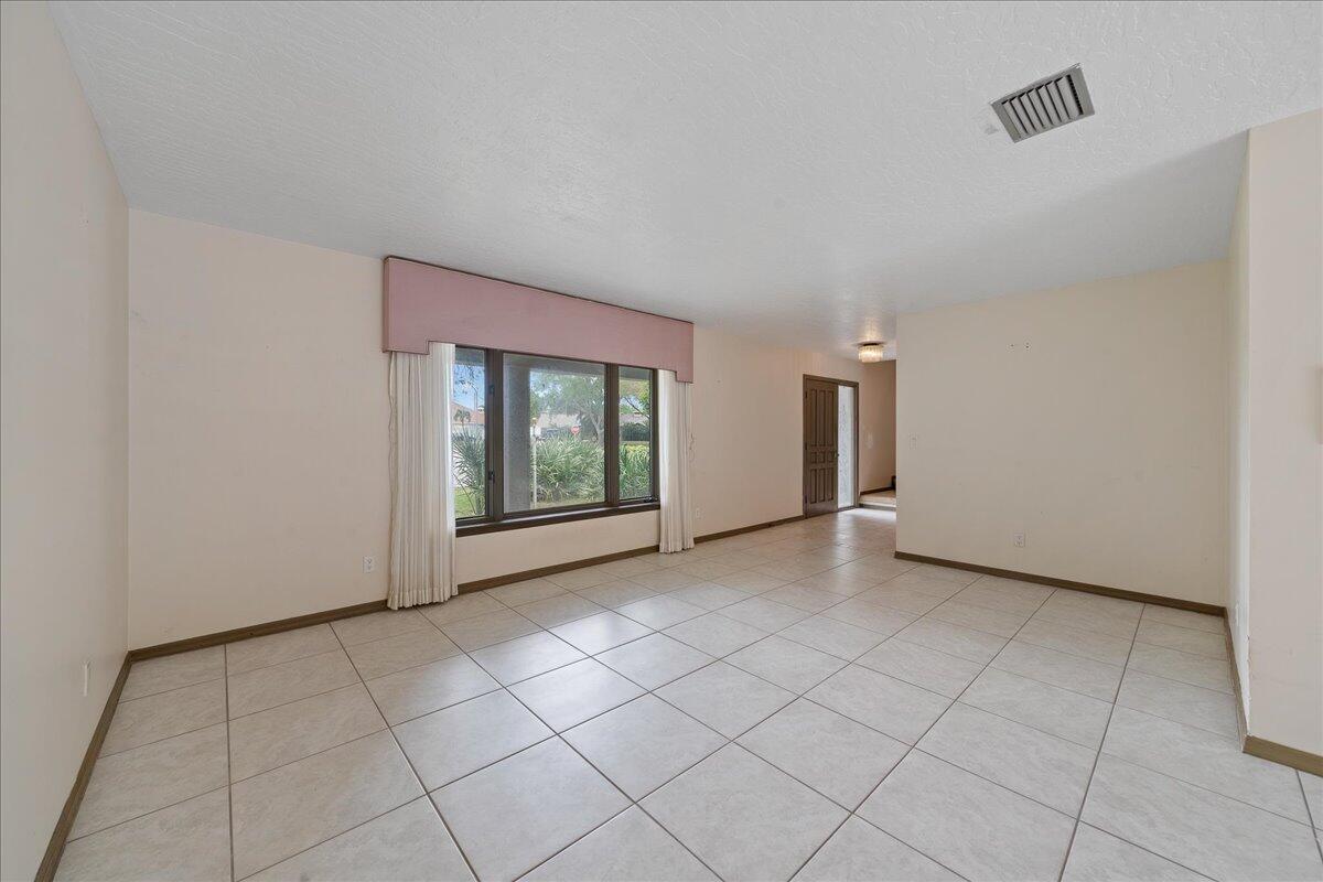 595 Bella Vista Corte