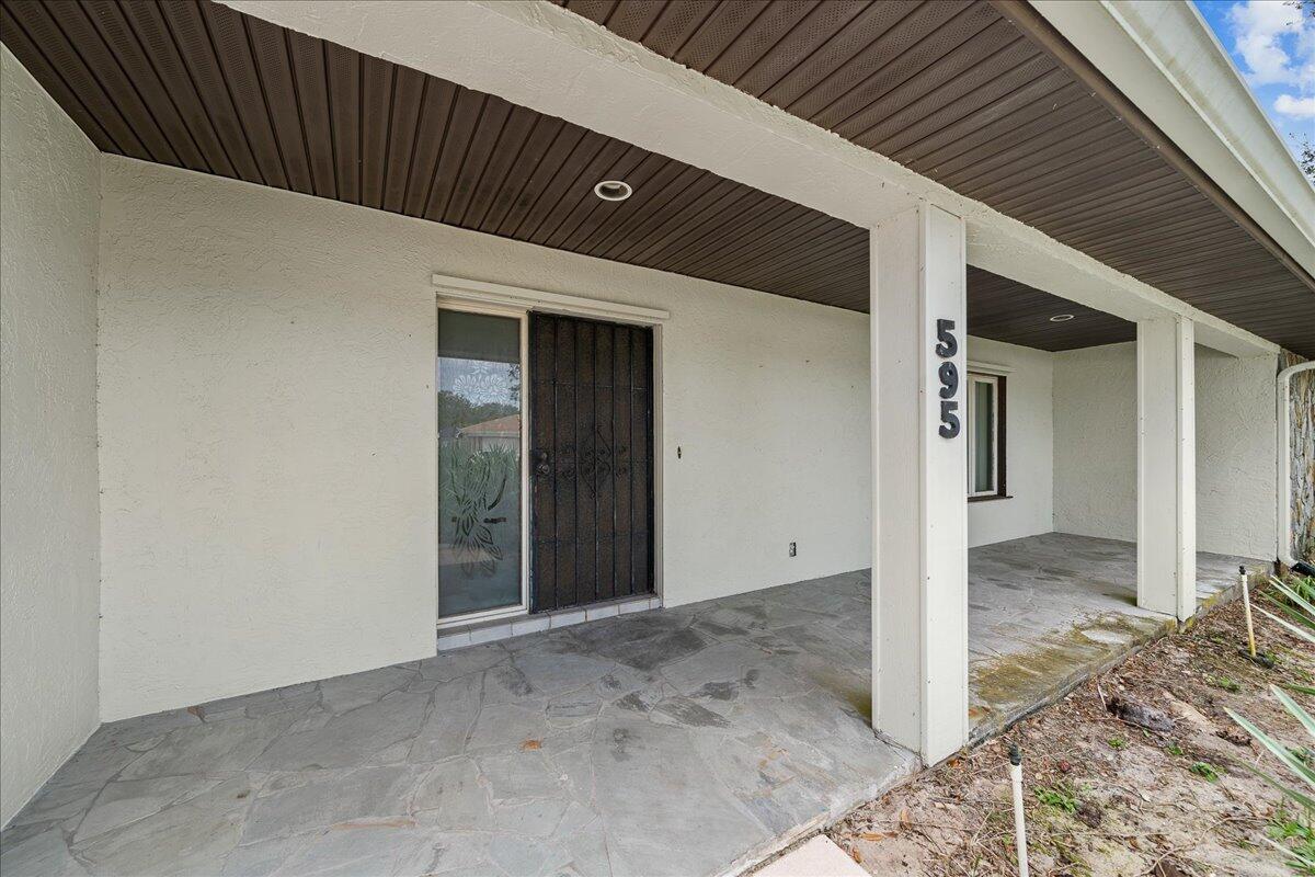 595 Bella Vista Corte