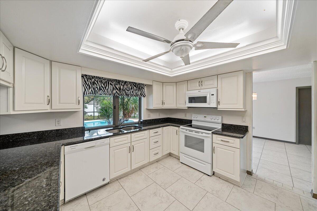 595 Bella Vista Corte