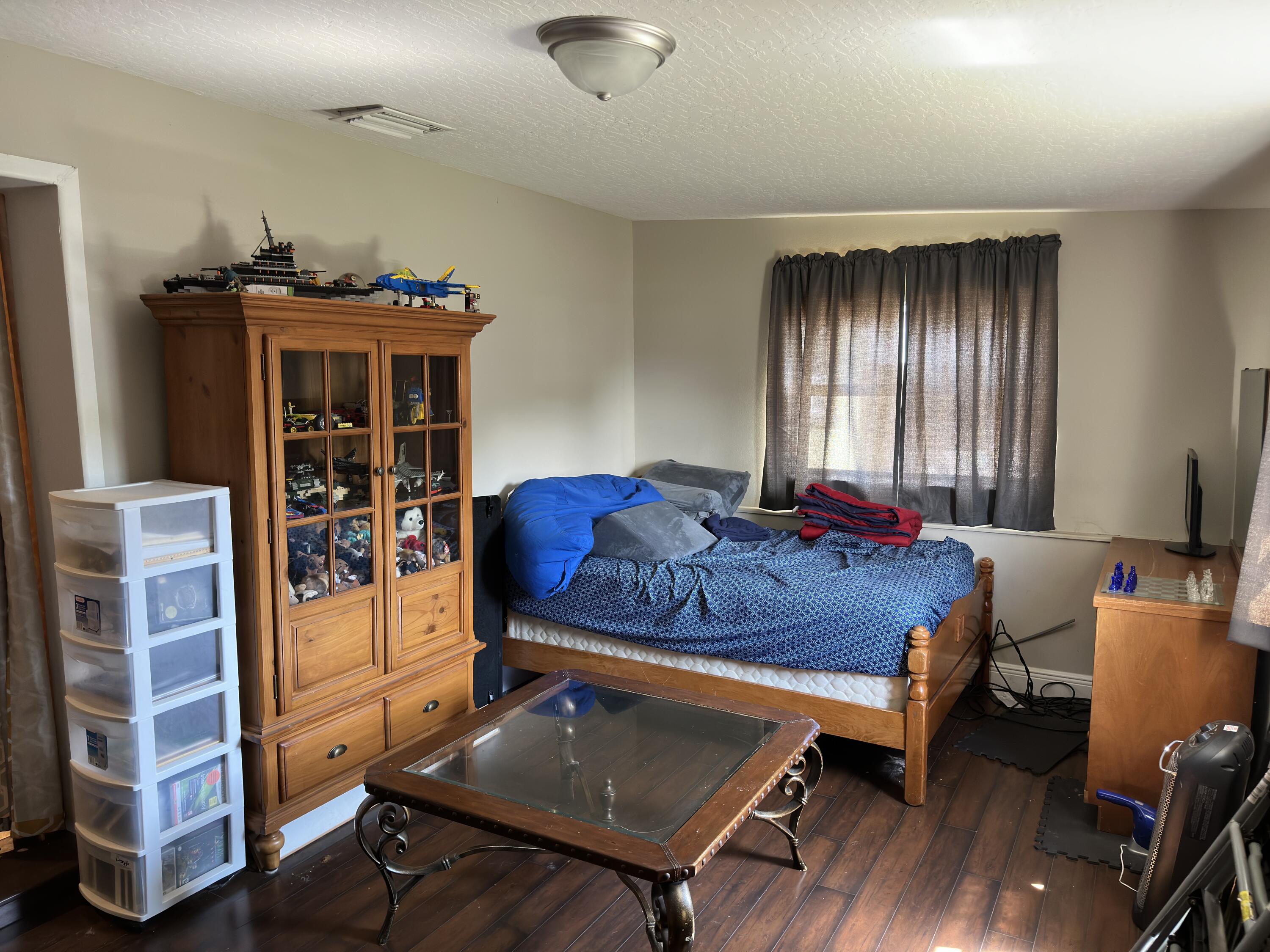 2445 Sadler Lane