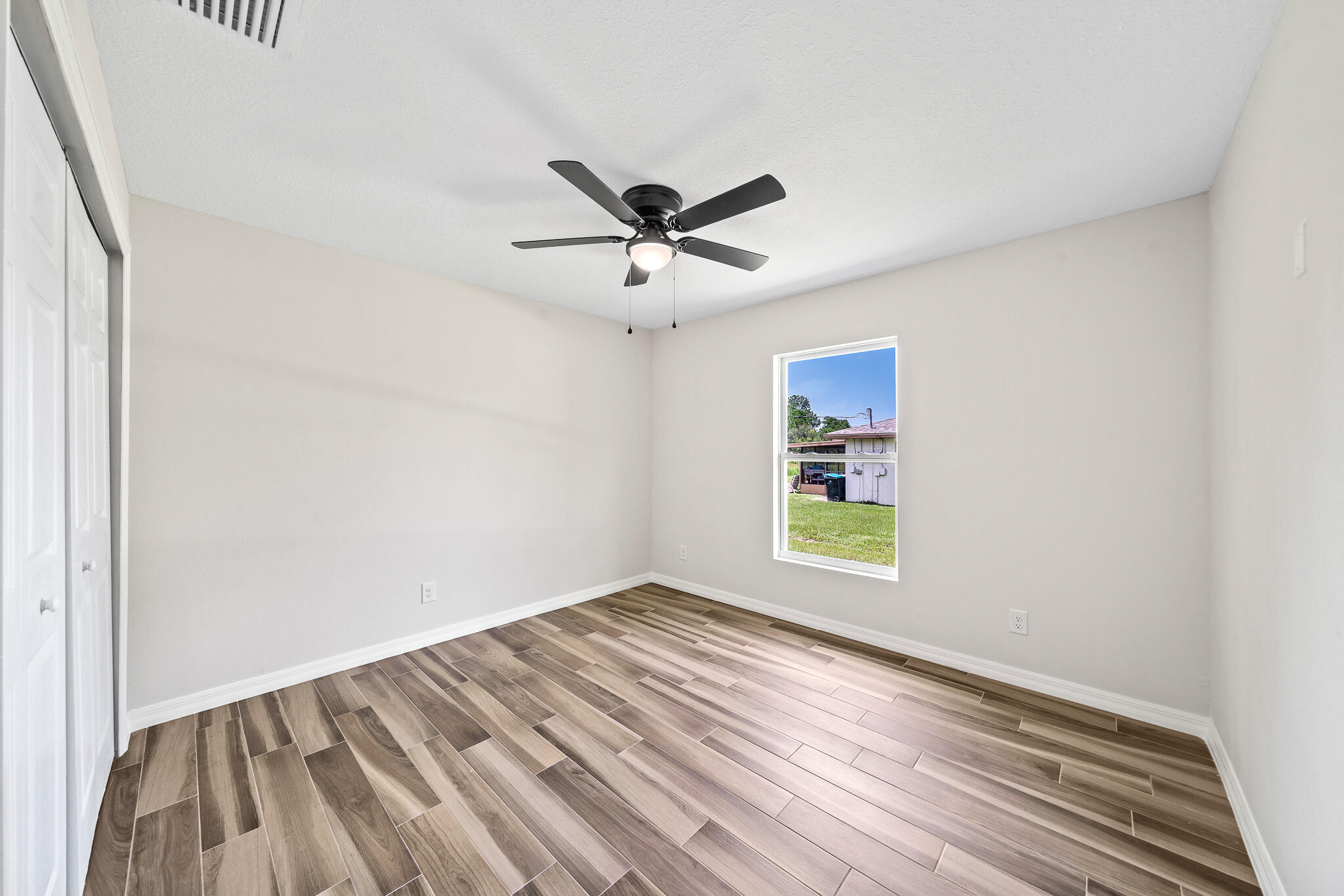 2326 Madrid Avenue SE