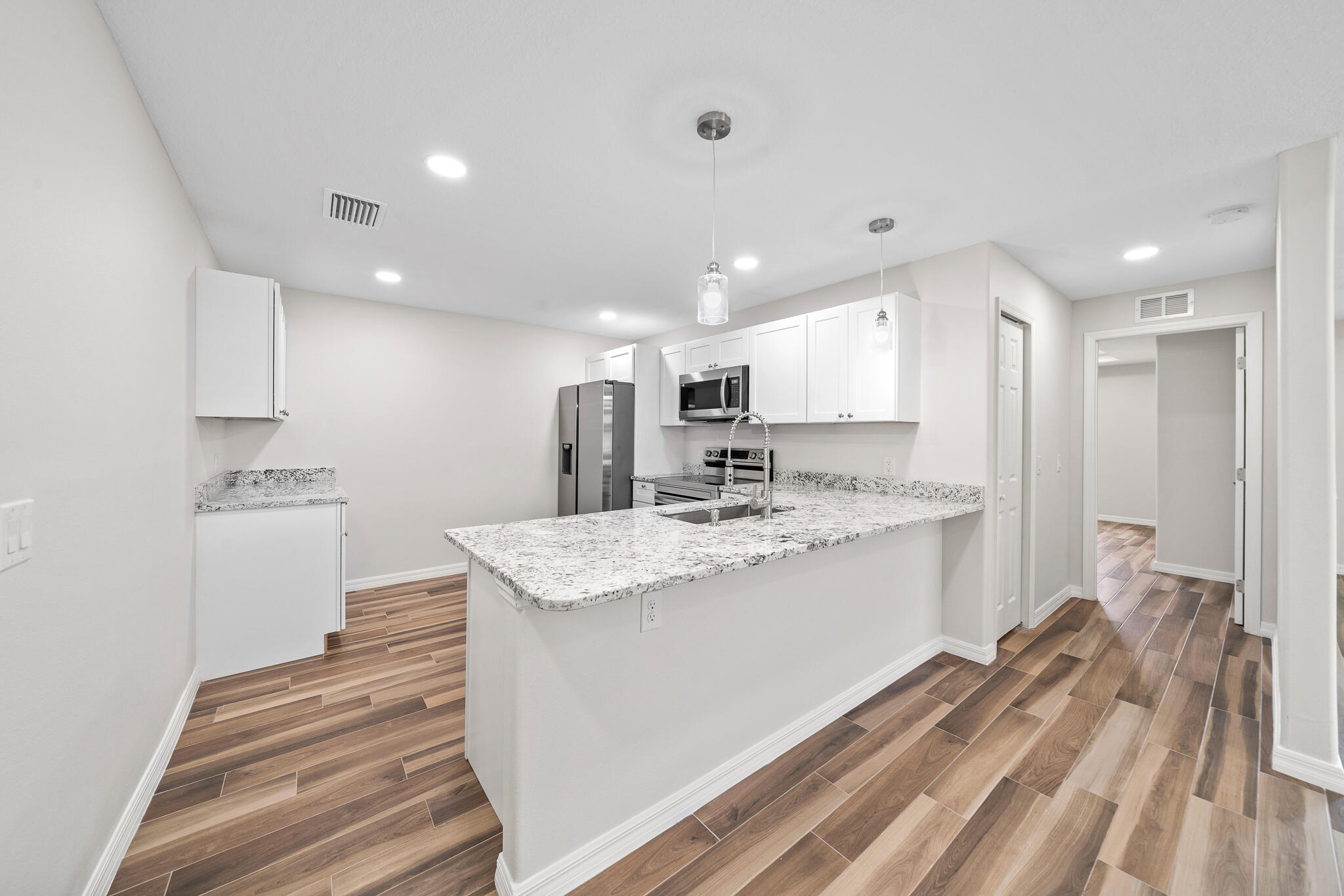 2326 Madrid Avenue SE