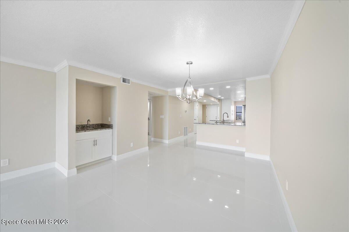 2727 N Hwy A1a, 602