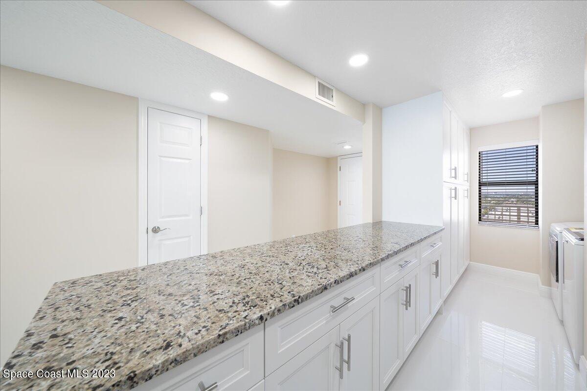 2727 N Hwy A1a, 602
