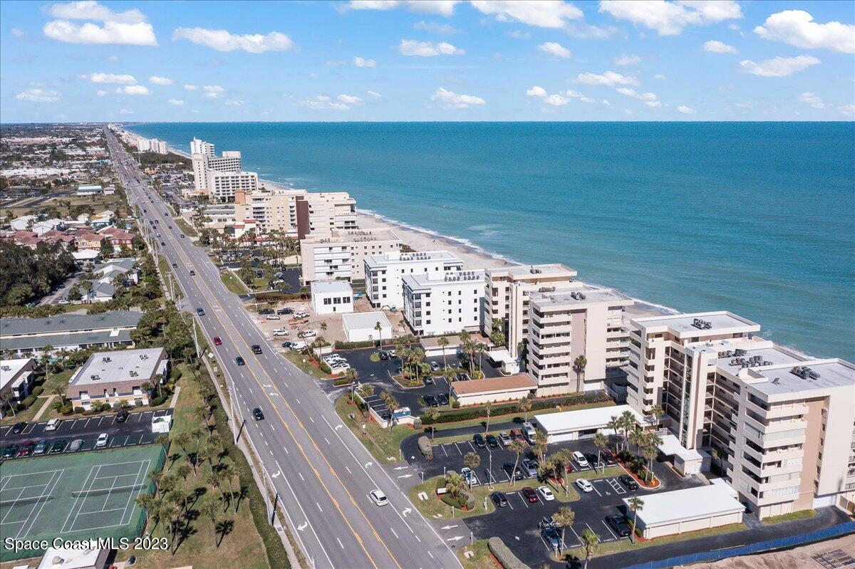 2727 N Hwy A1a, 602