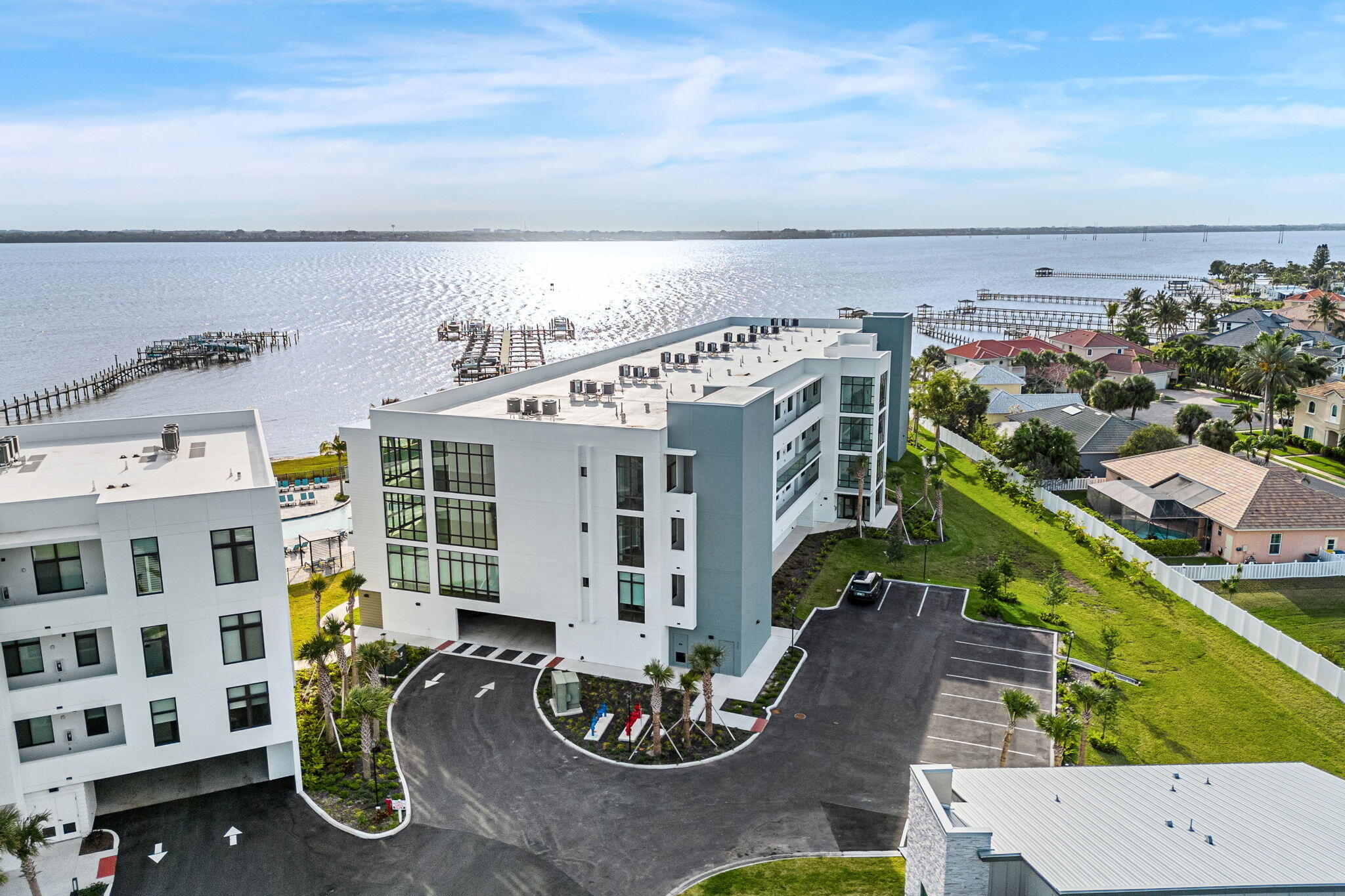 225 Strand Drive, 404