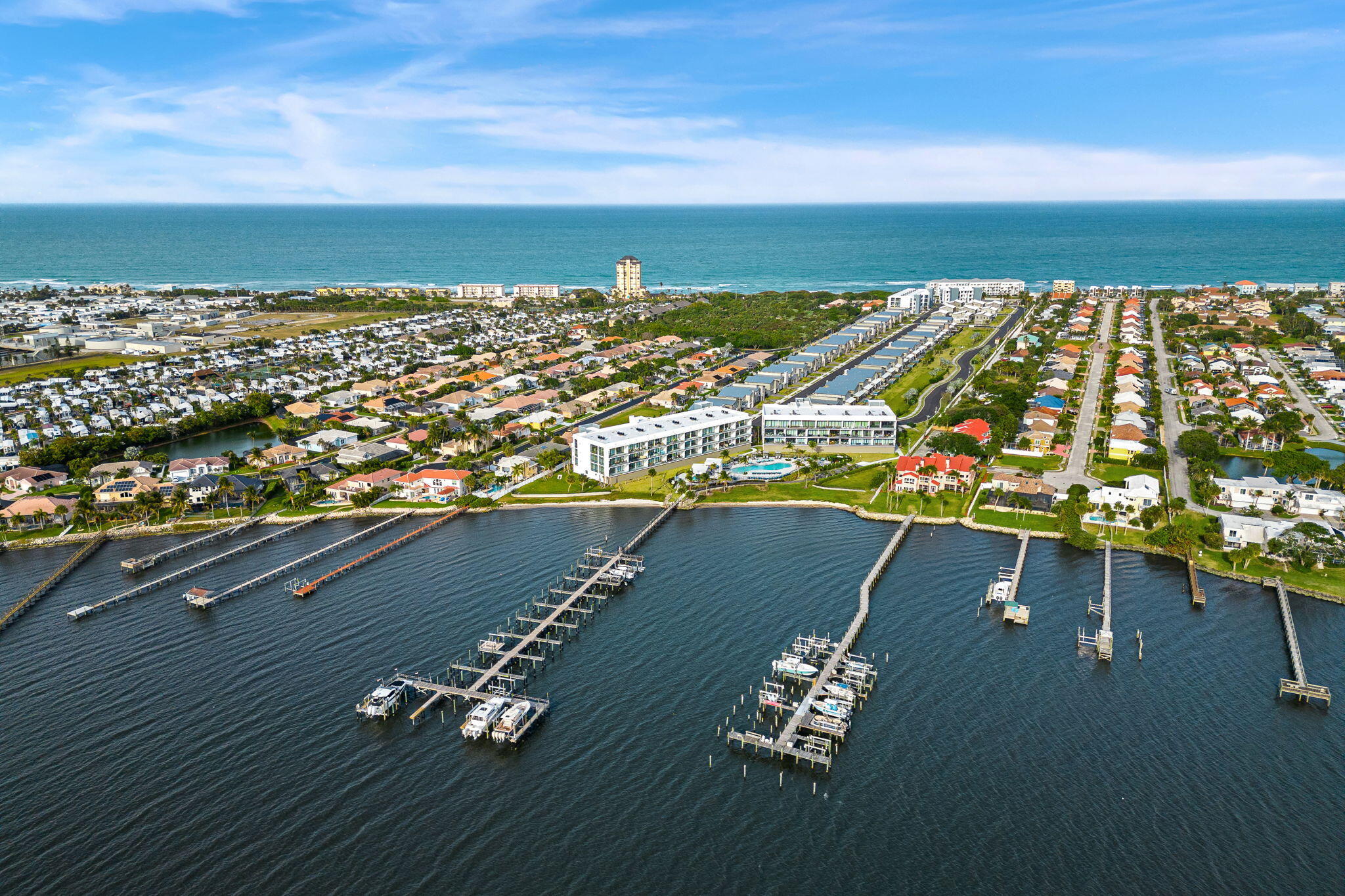 225 Strand Drive, 404