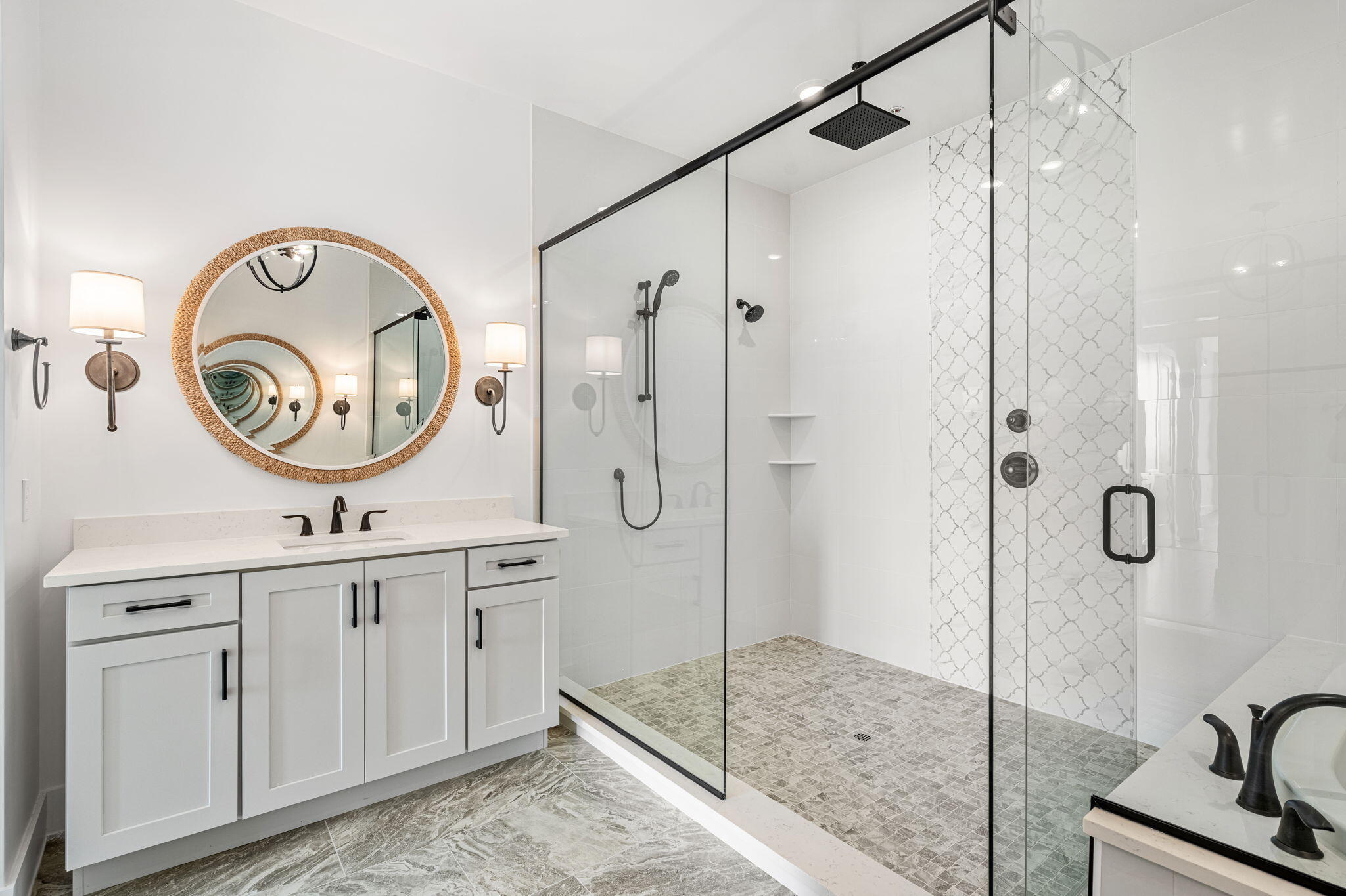 225 Strand Drive, 404