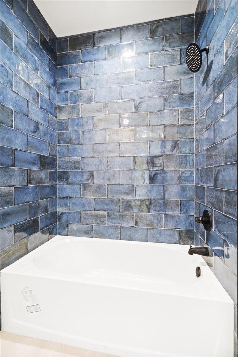 2148 Country Club Road