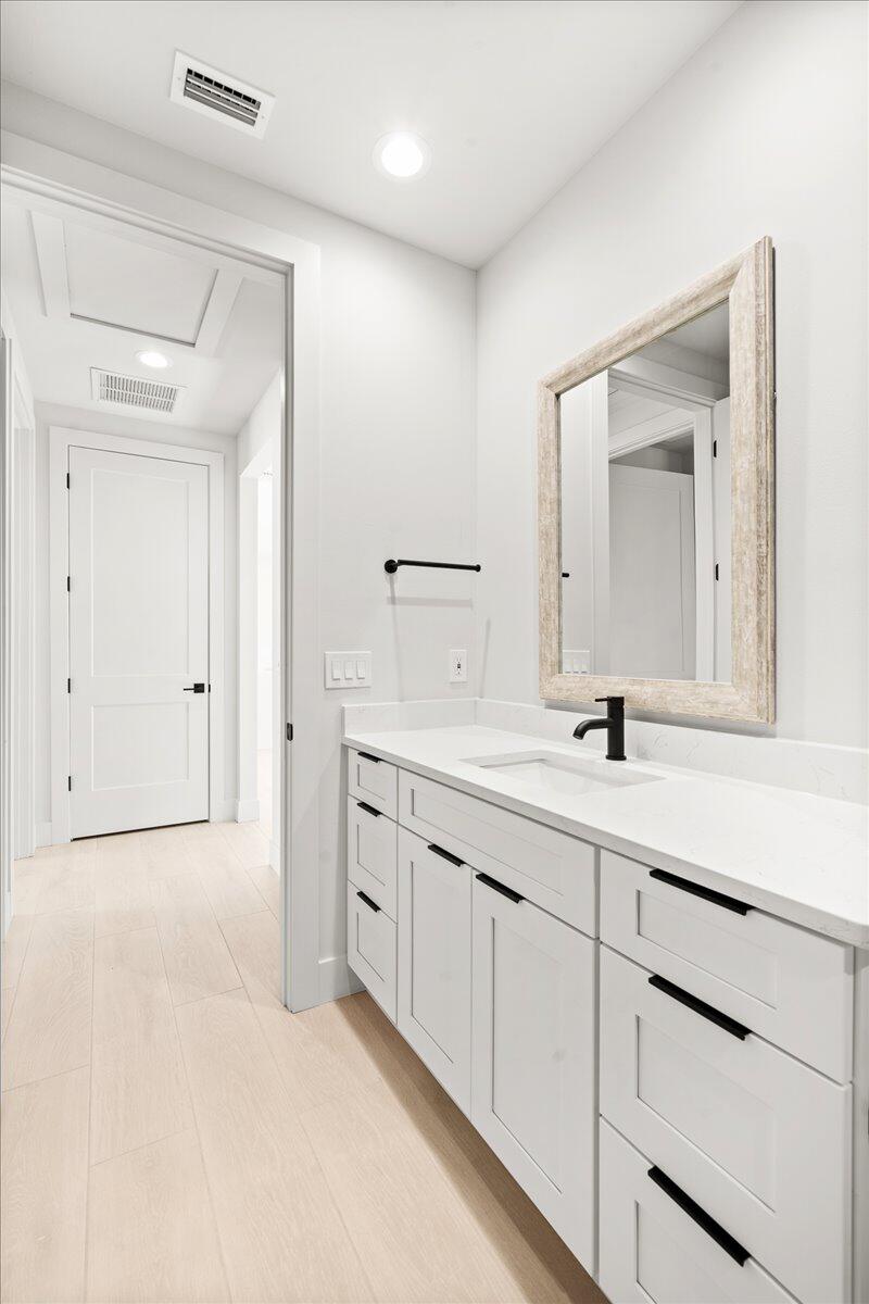 2148 Country Club Road