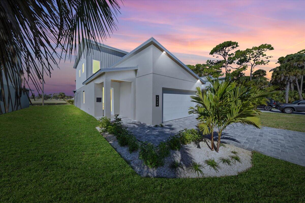 2148 Country Club Road