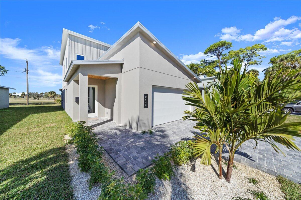 2148 Country Club Road