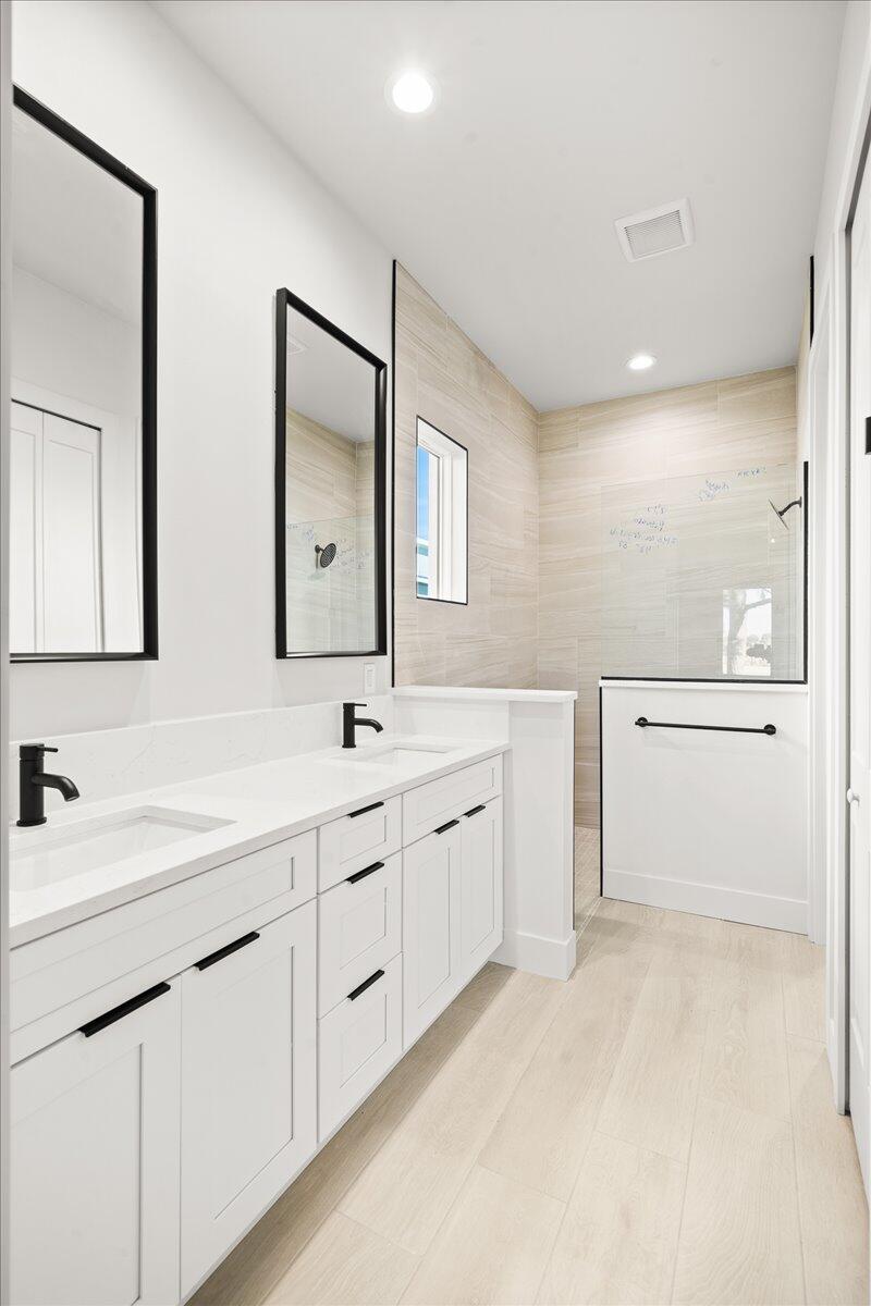 2148 Country Club Road