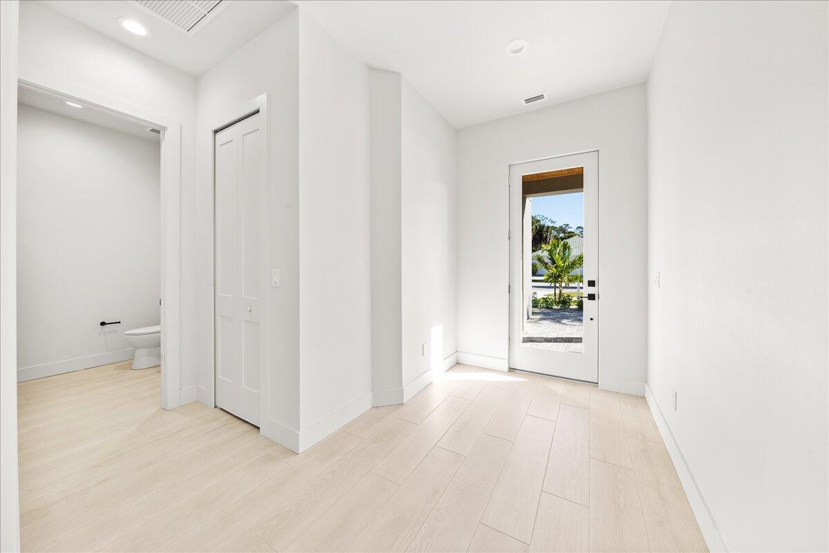 2148 Country Club Road