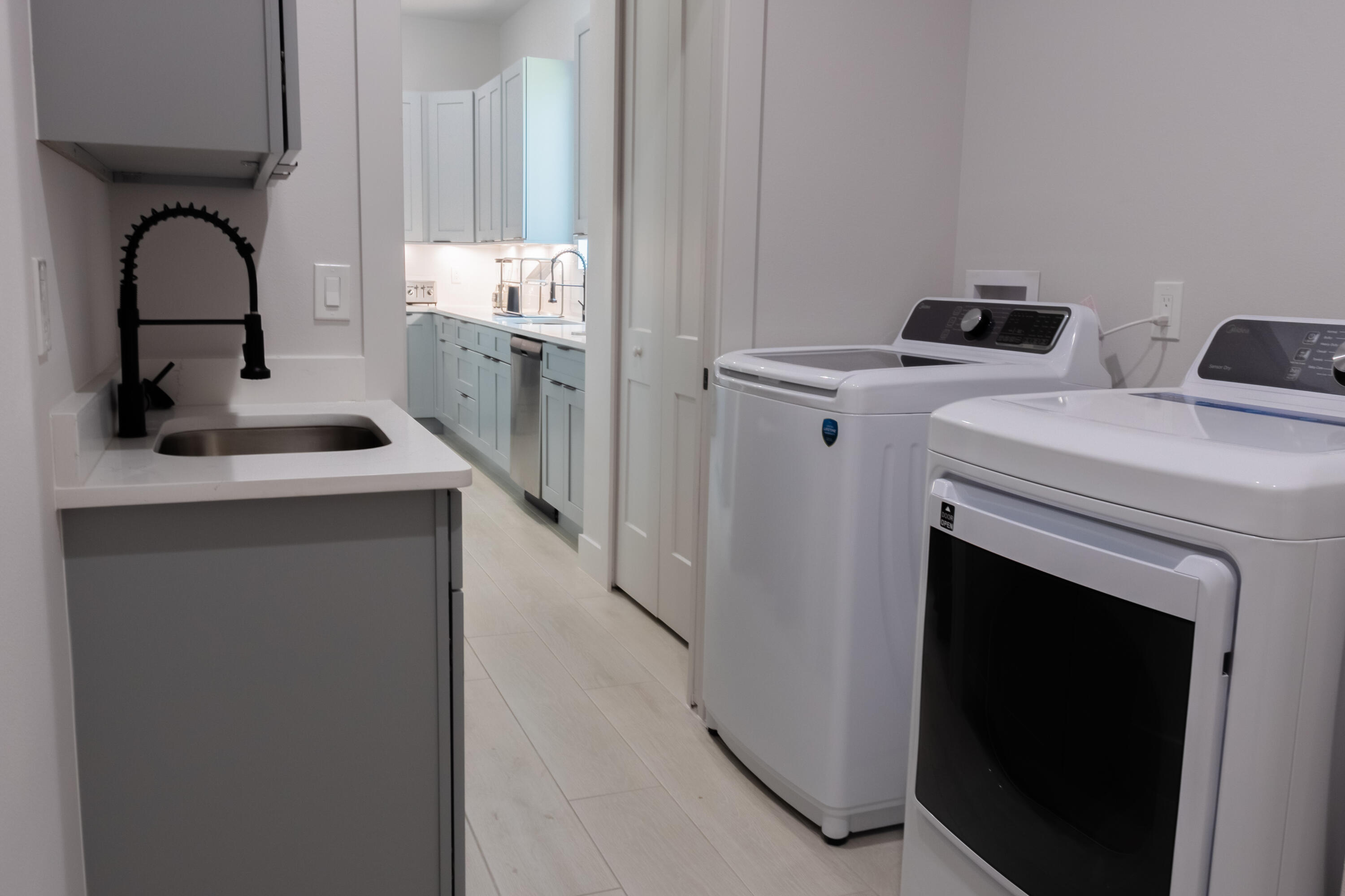 2148 Country Club Road