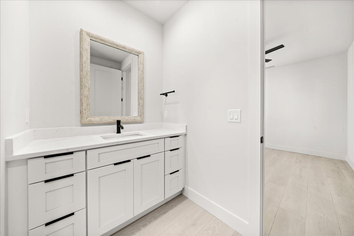 2148 Country Club Road