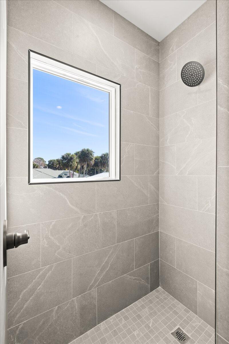 2148 Country Club Road