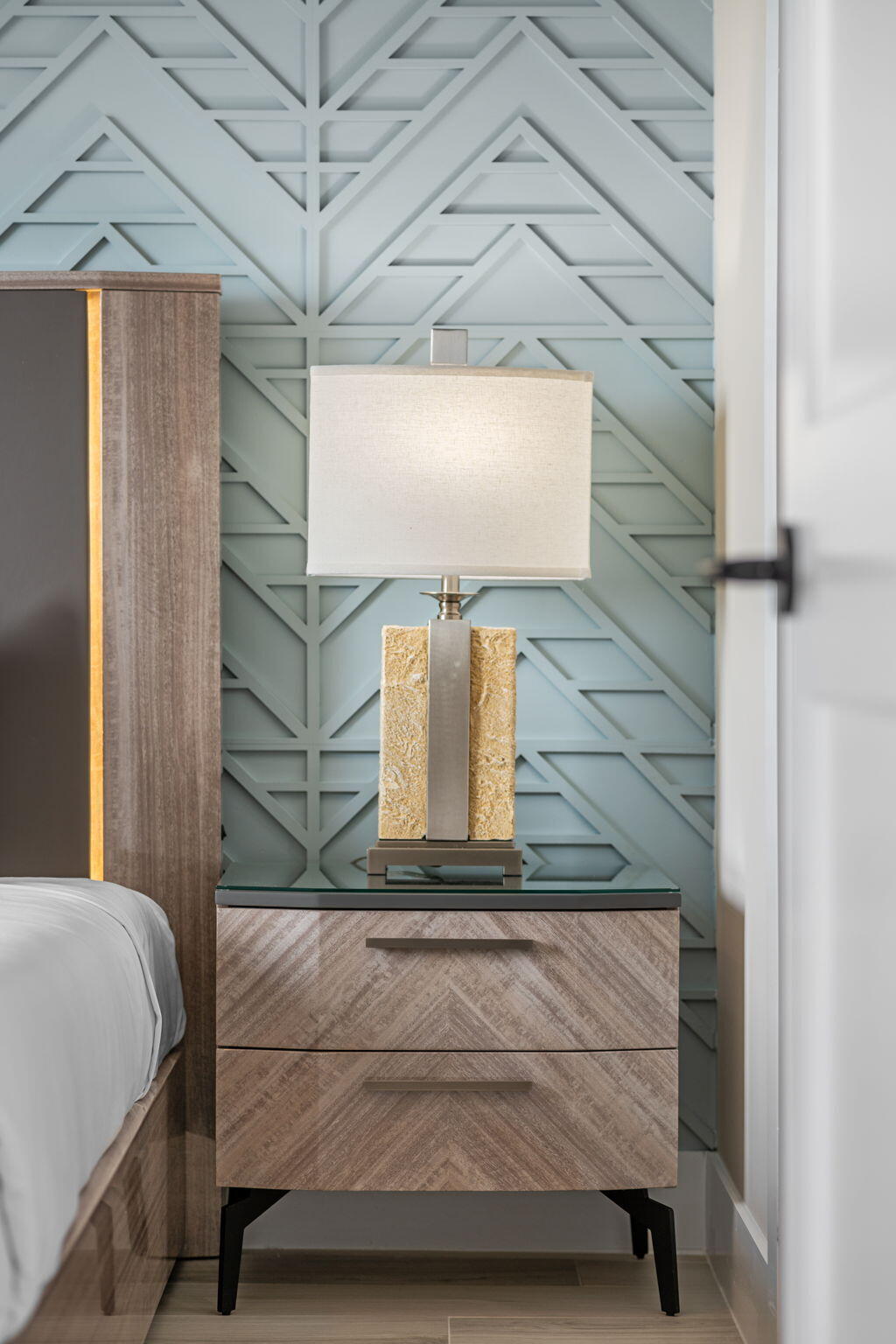 3031 Hafen Lane, 203