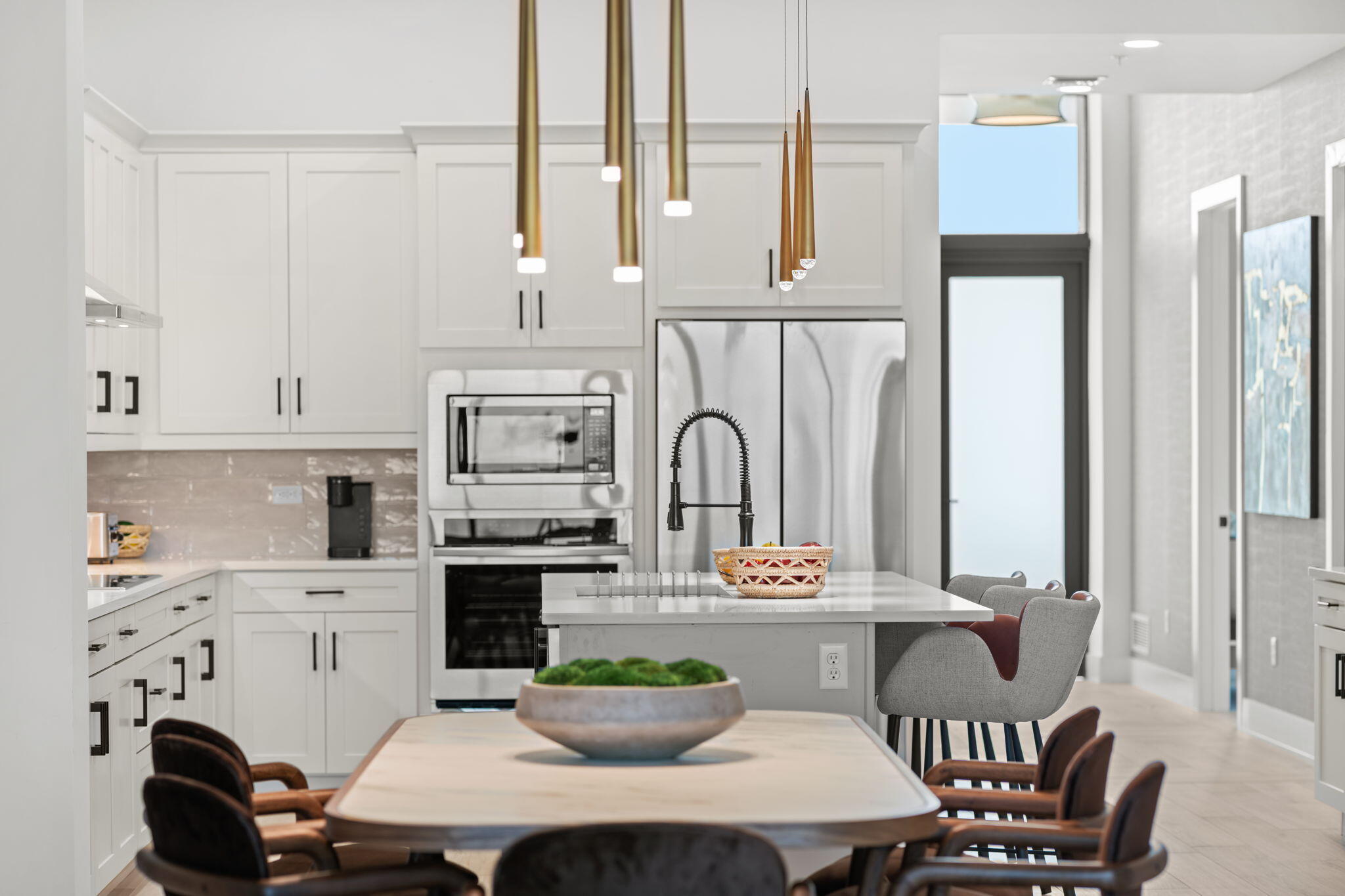 3031 Hafen Lane, 203