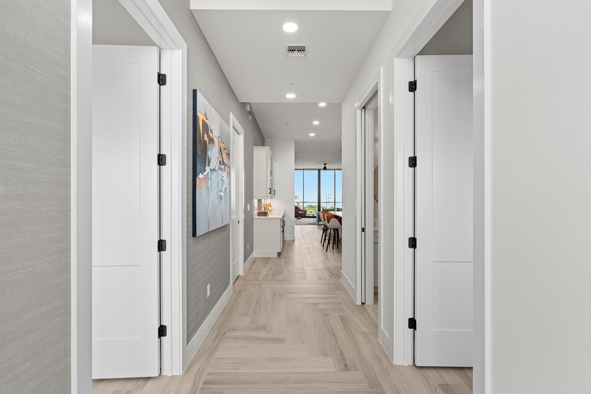 3031 Hafen Lane, 203